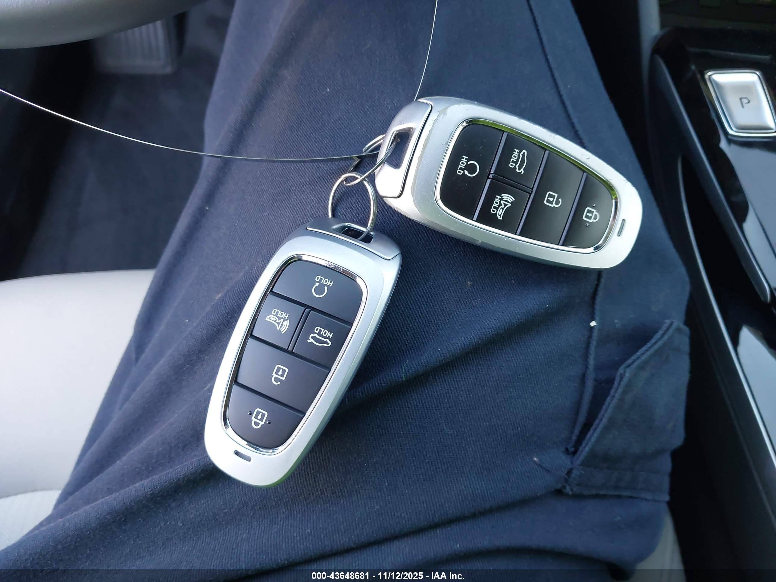 HYUNDAI SONATA image 11