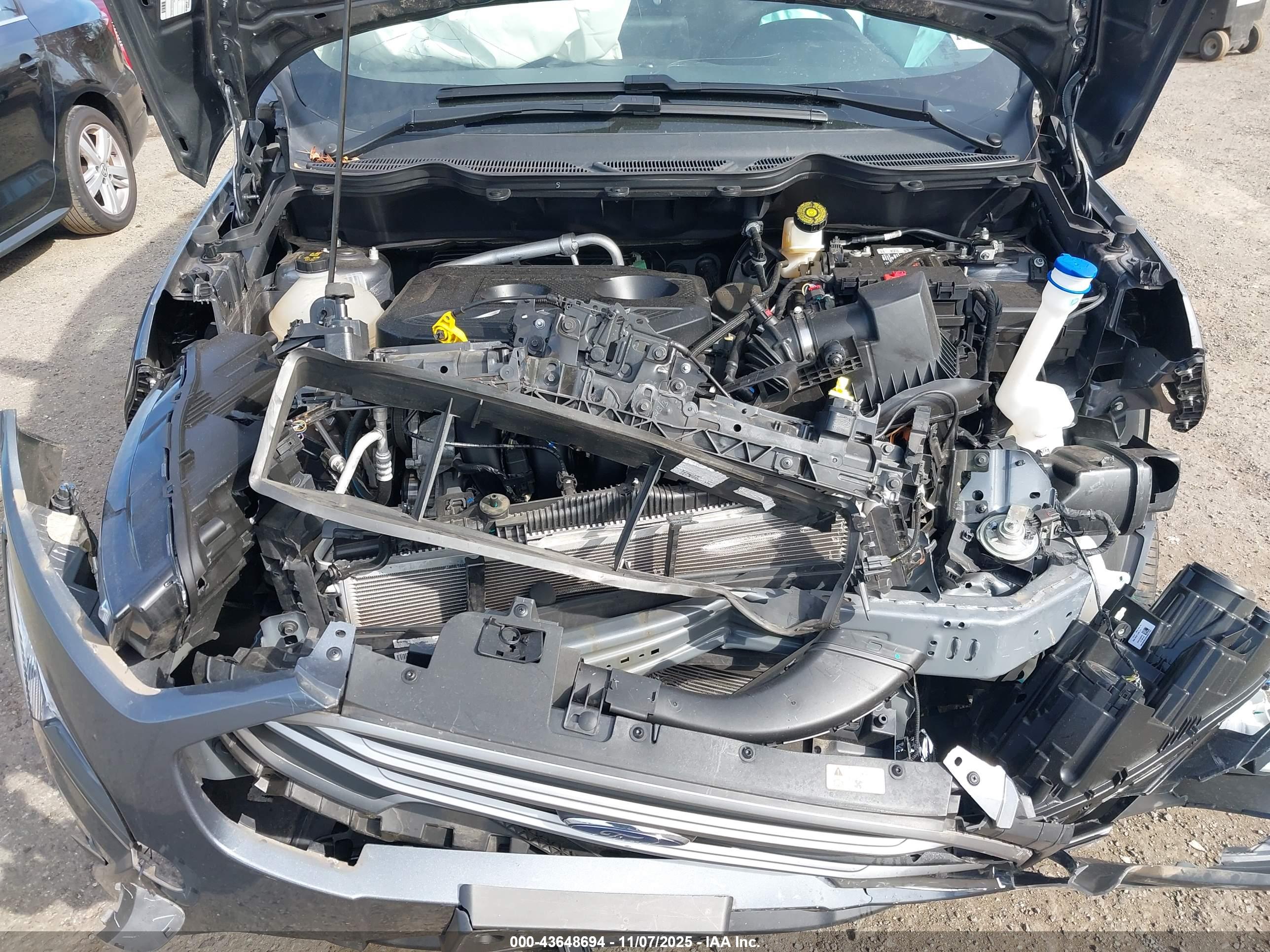FORD ECOSPORT image 10