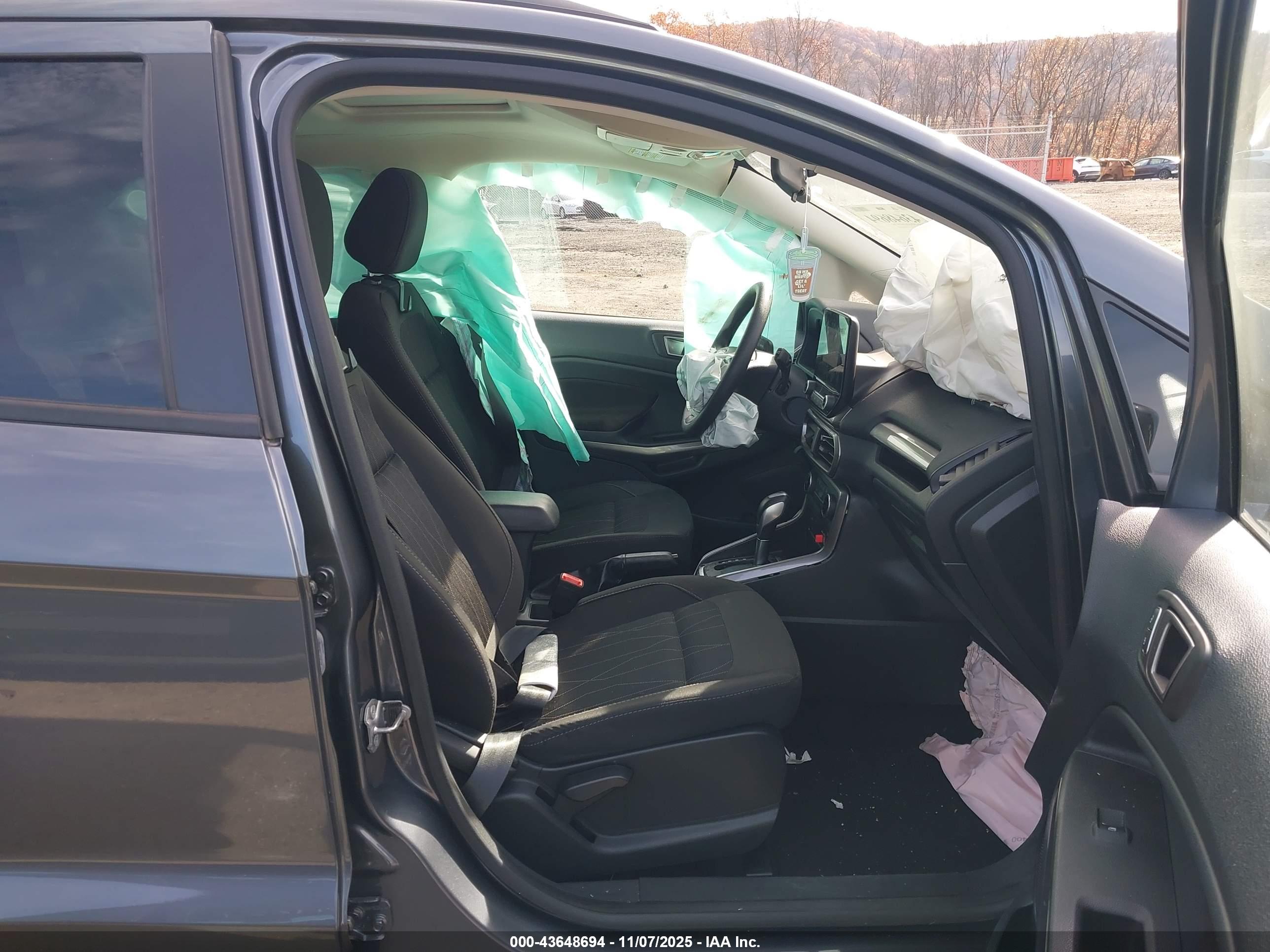 FORD ECOSPORT image 5