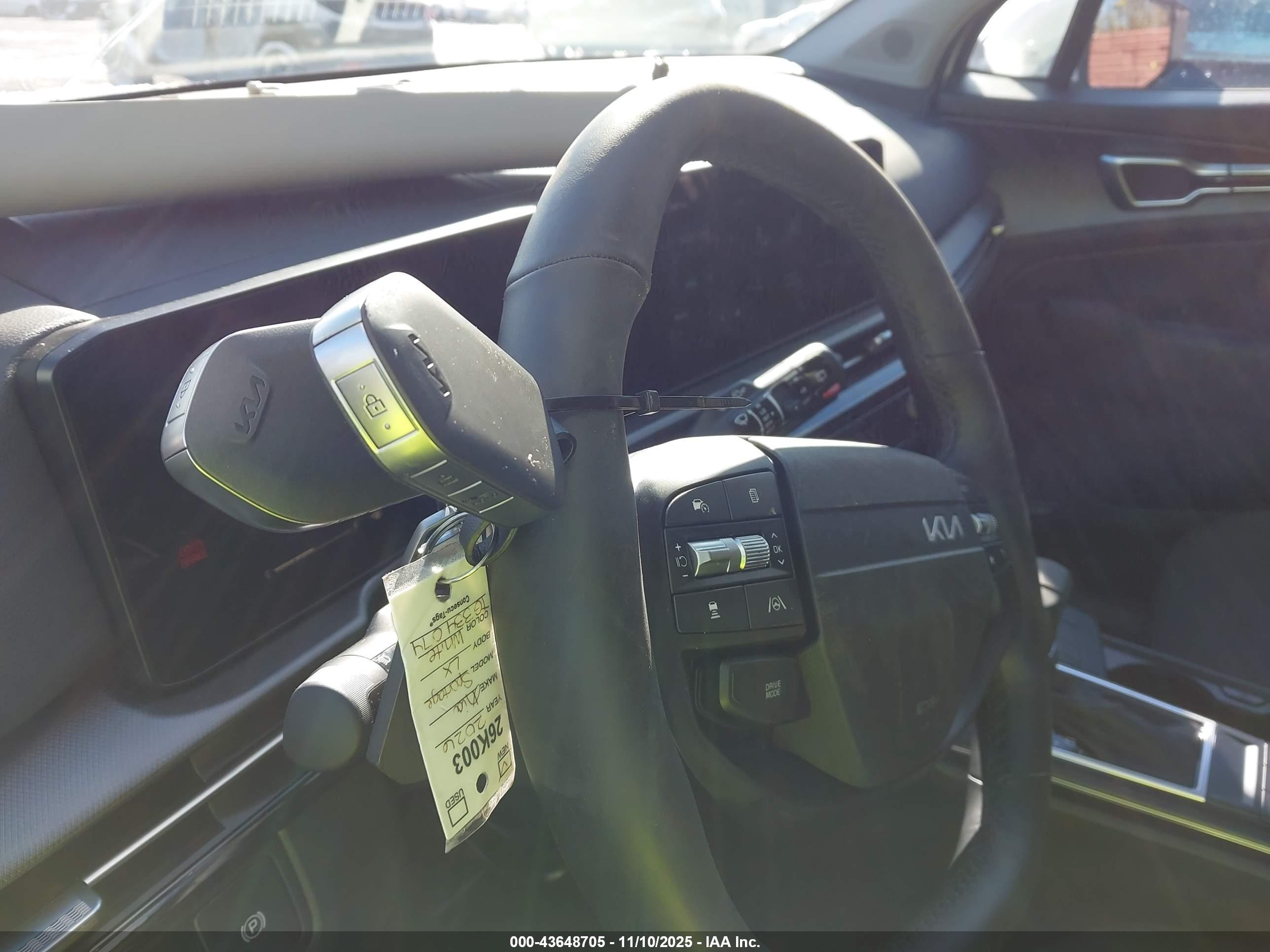 KIA SPORTAGE image 11