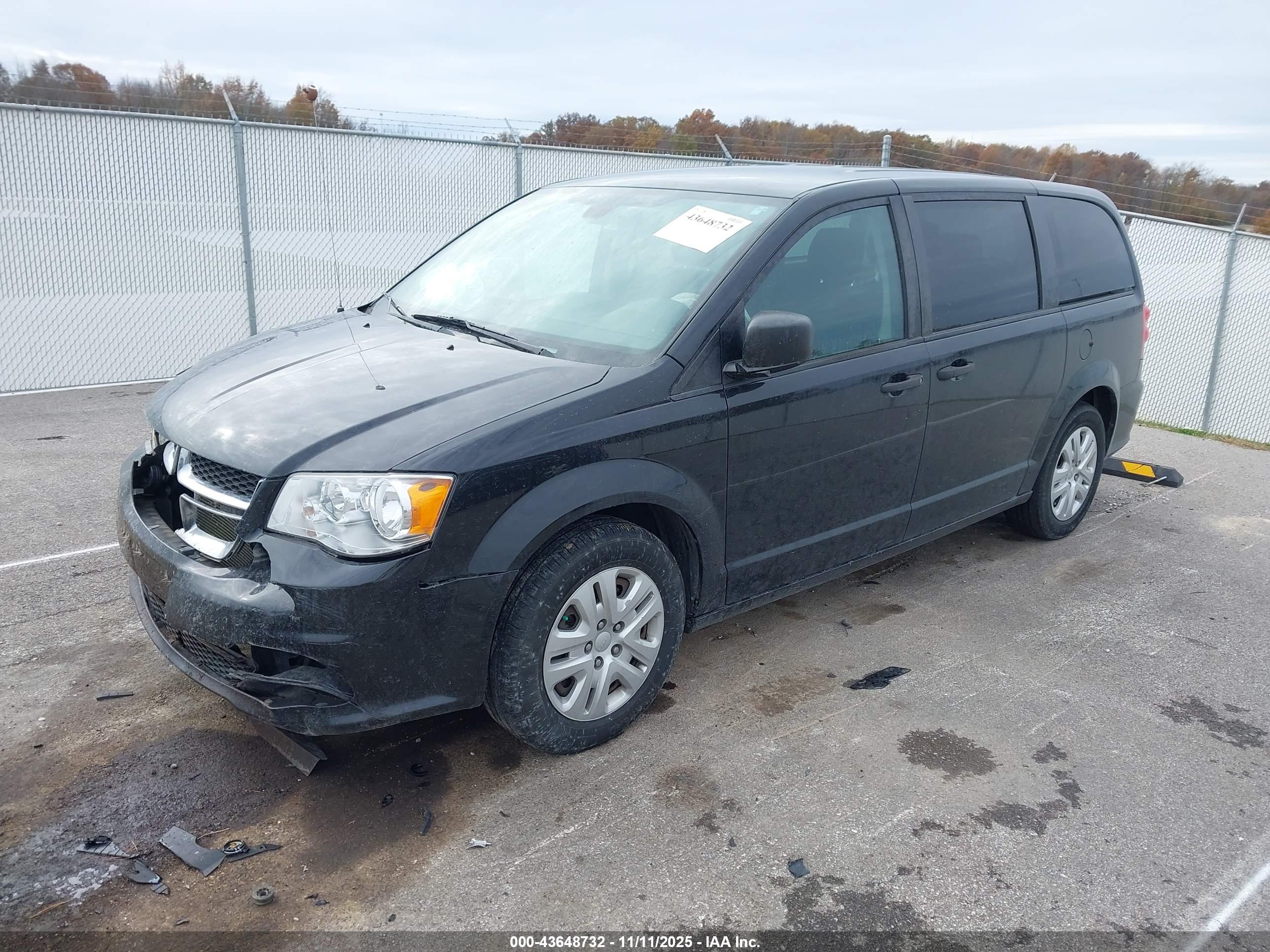 DODGE GRAND image 2