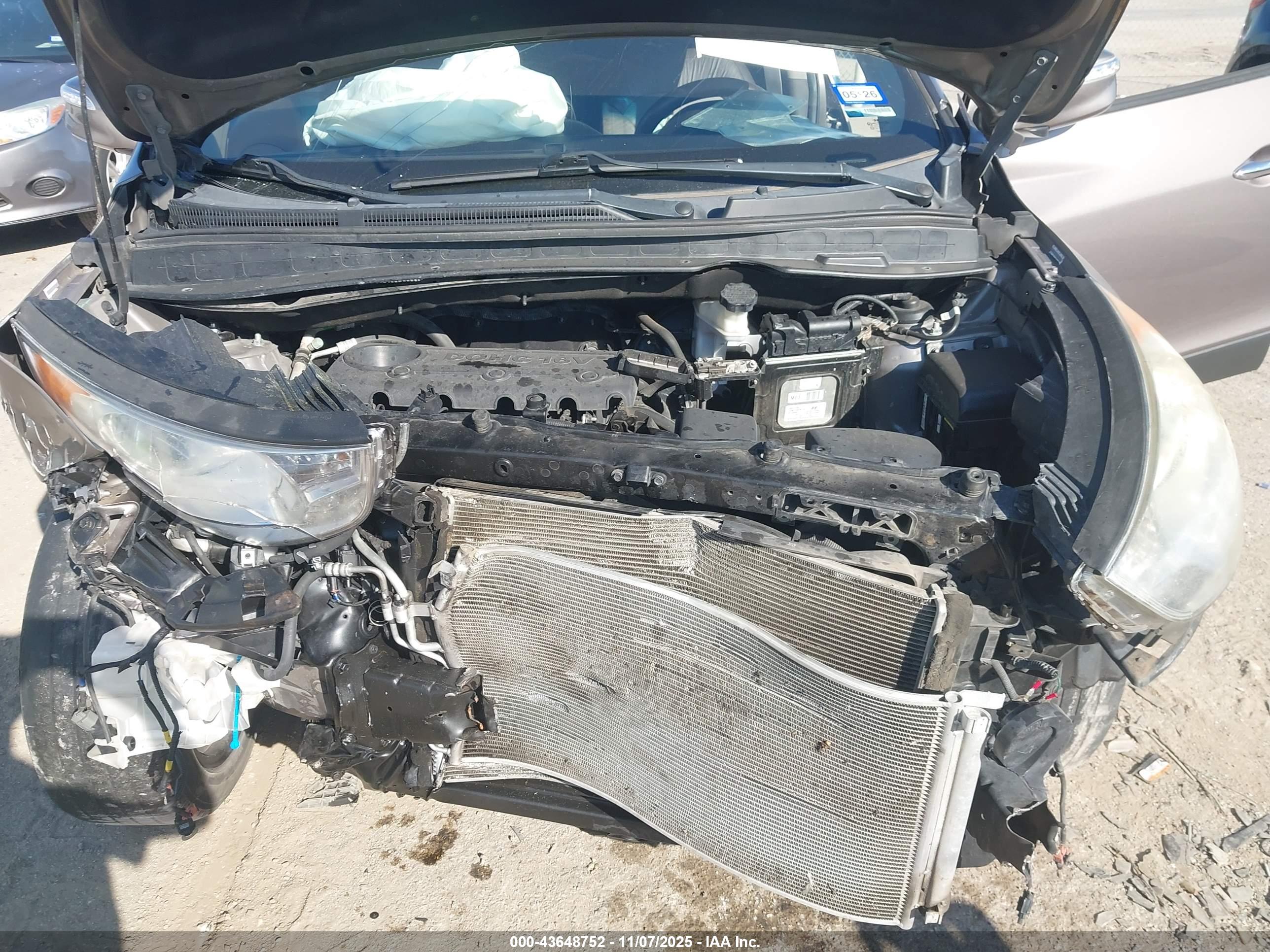 HYUNDAI TUCSON image 10