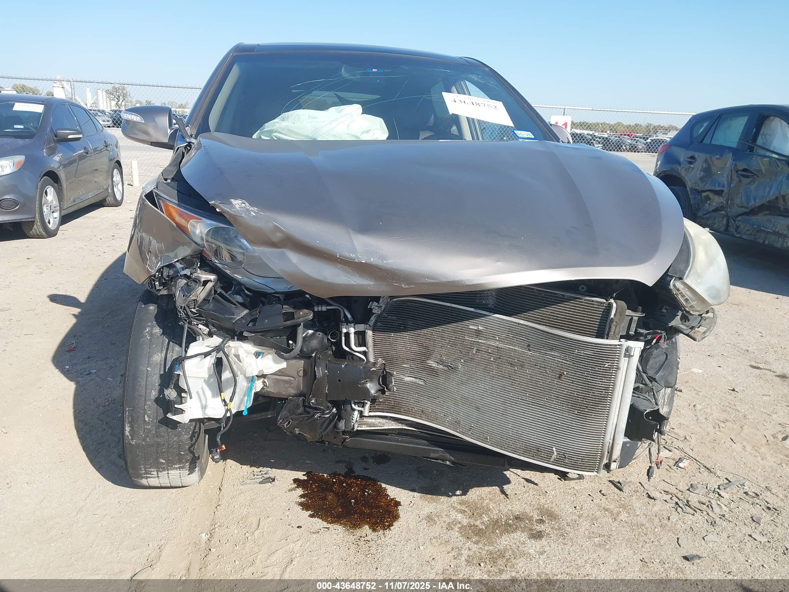 HYUNDAI TUCSON image 6