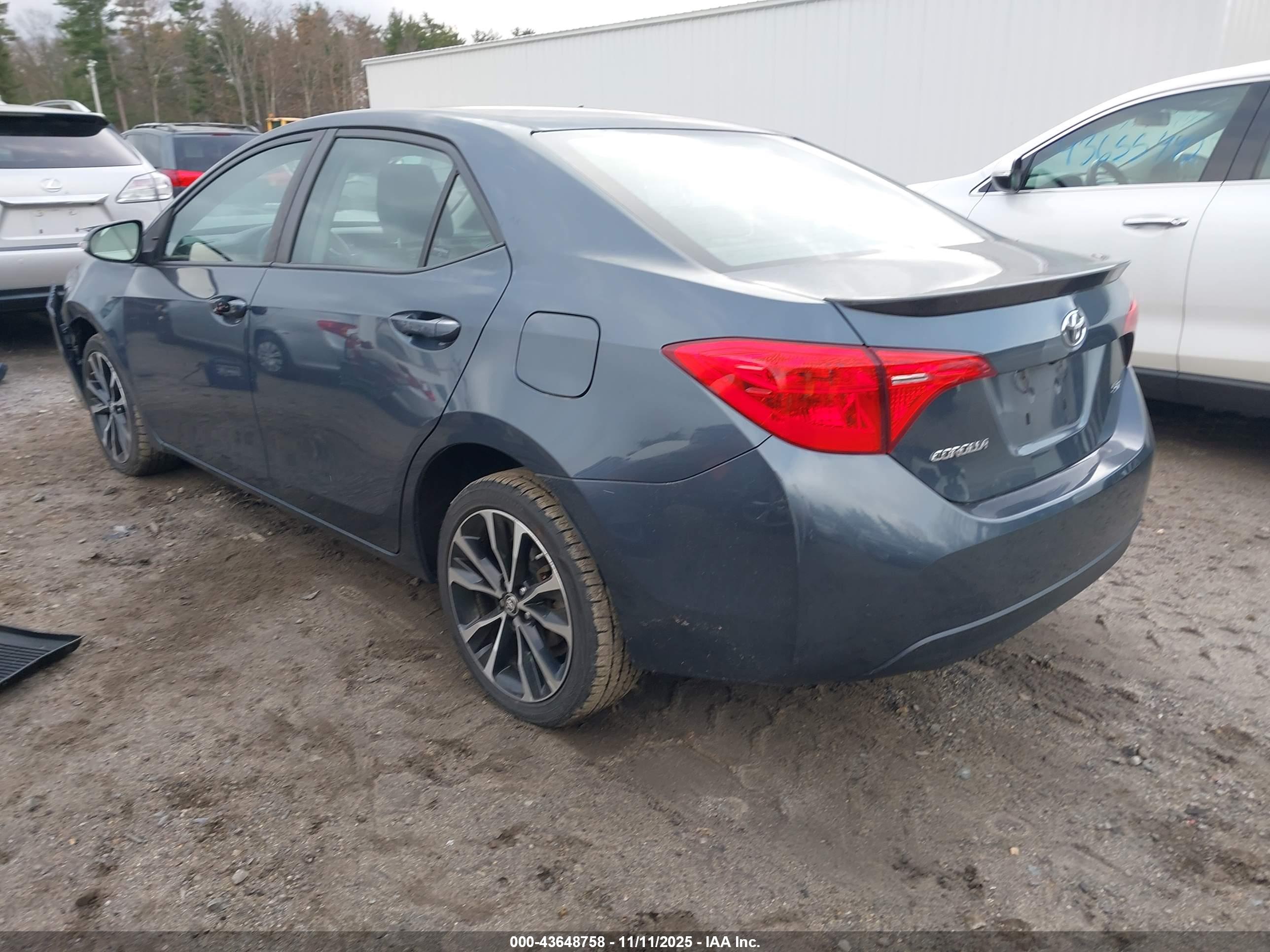 TOYOTA COROLLA image 3
