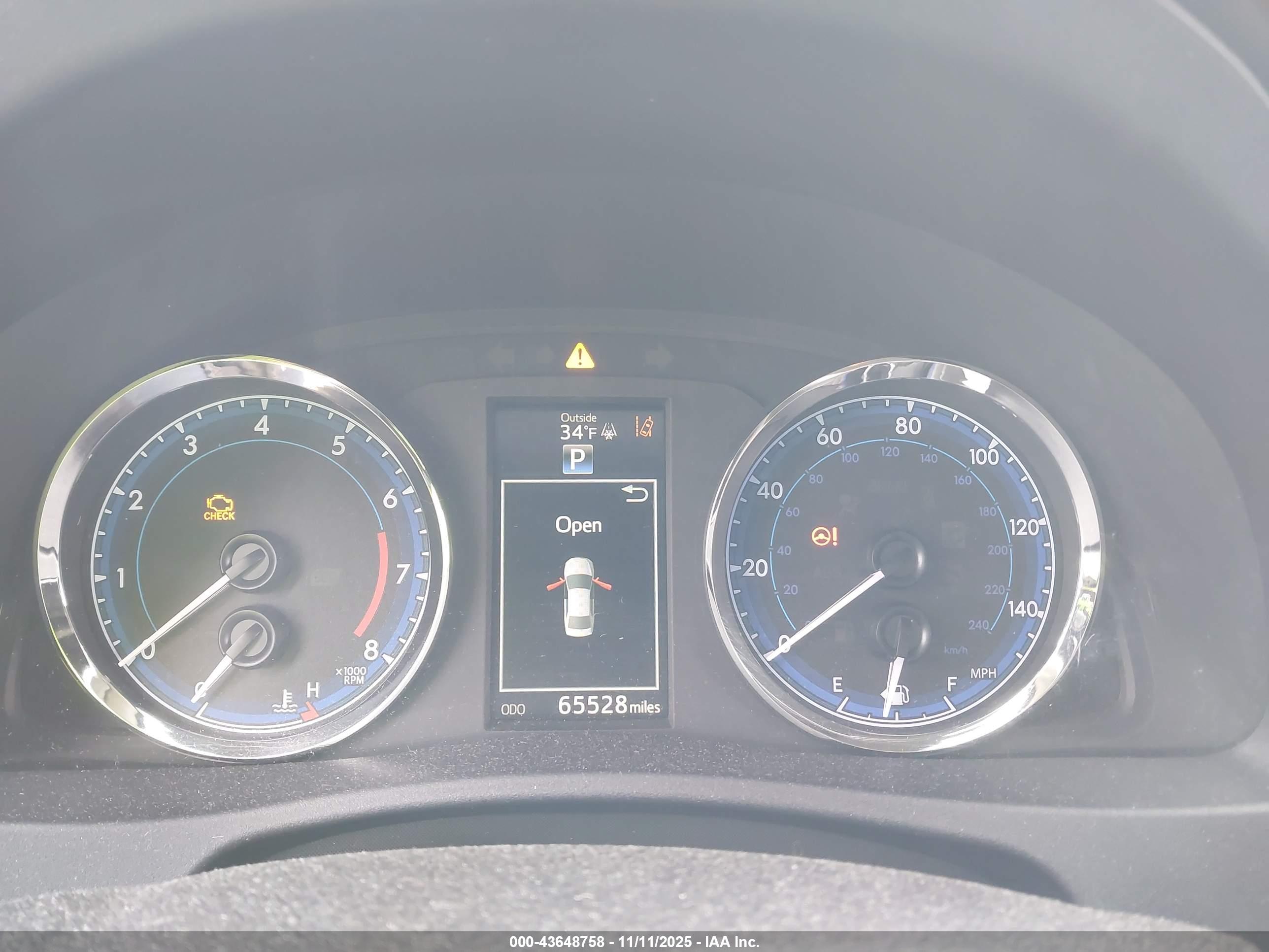 TOYOTA COROLLA image 7