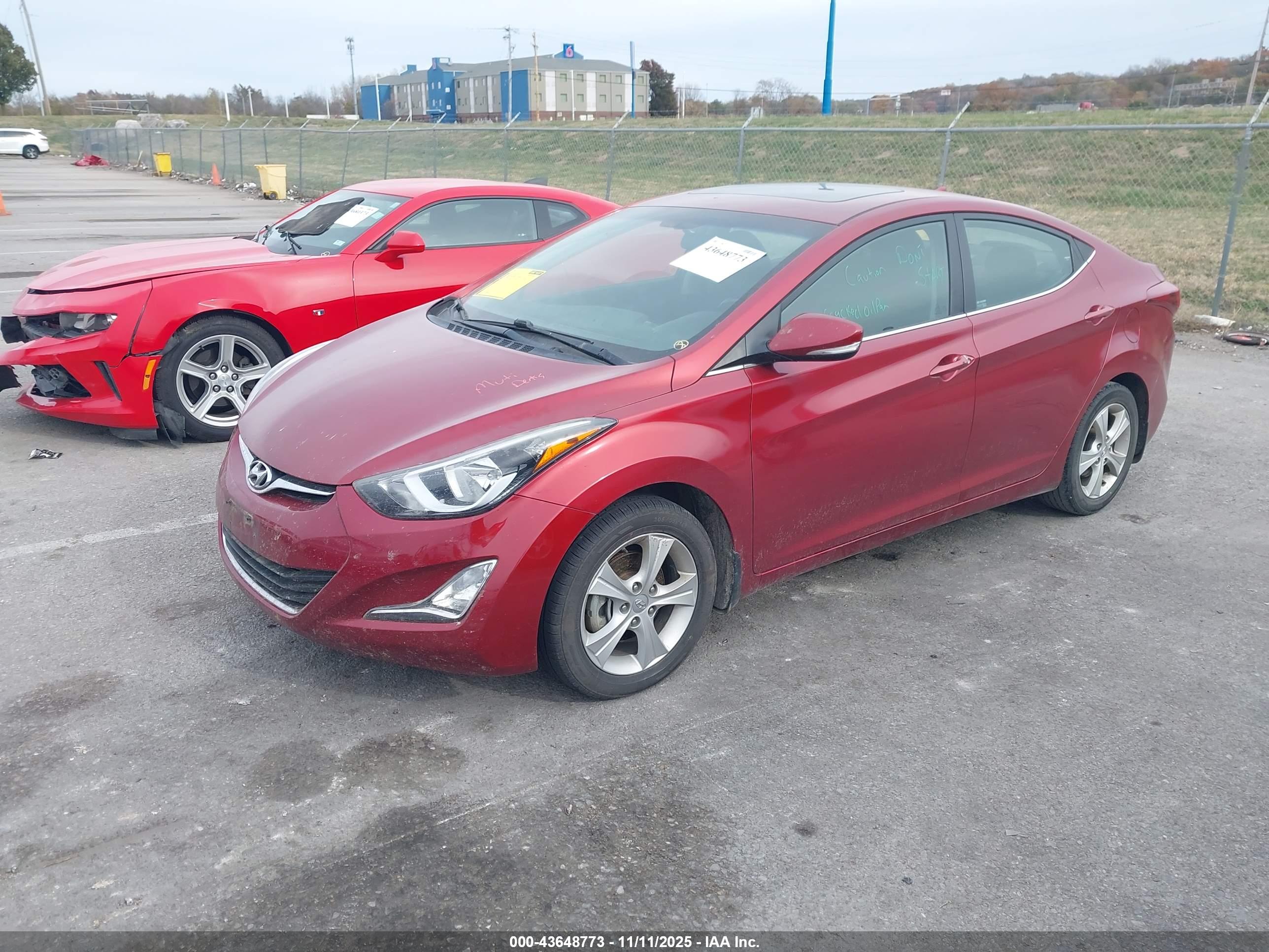 HYUNDAI ELANTRA image 2