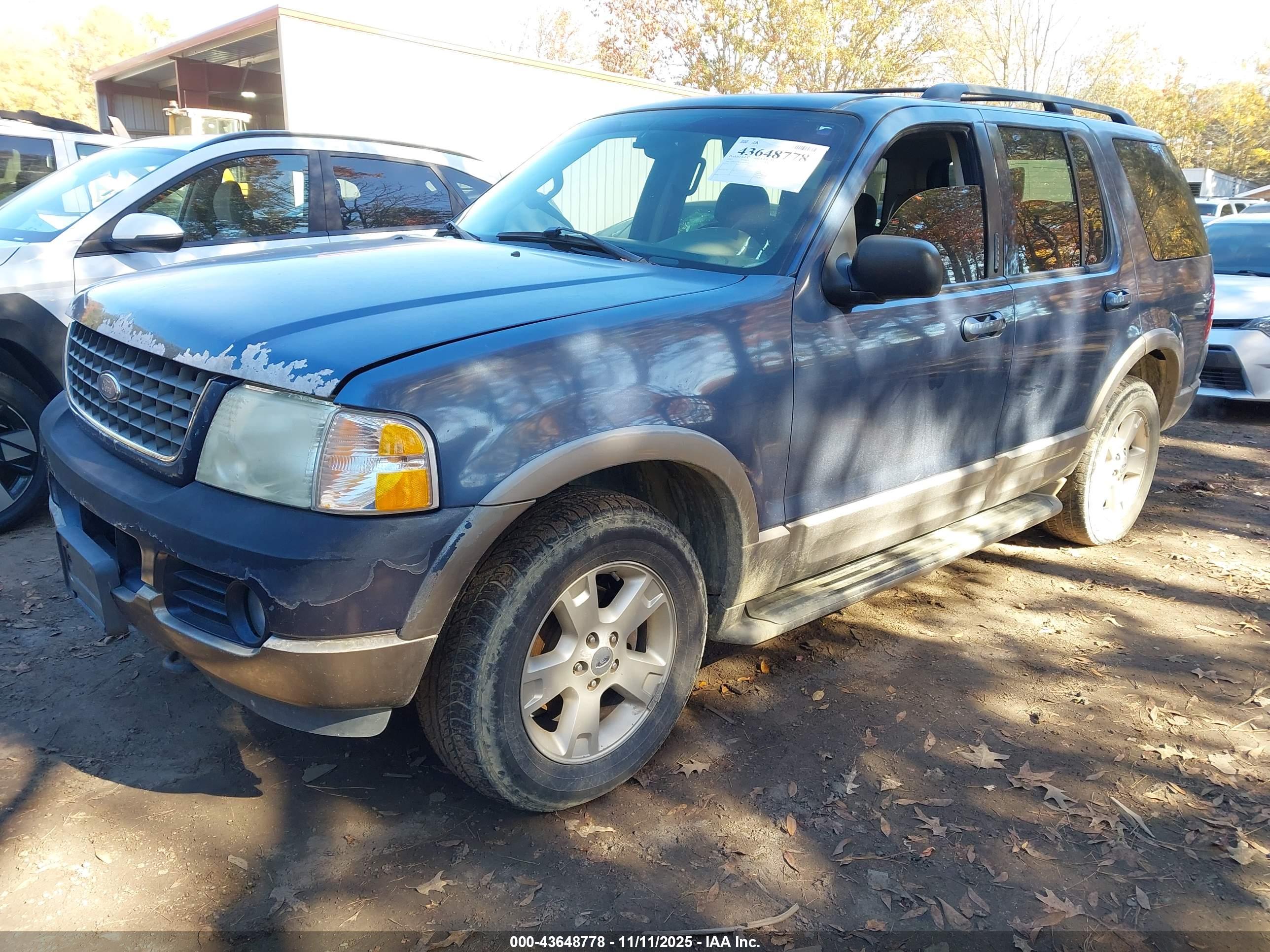 FORD EXPLORER image 2