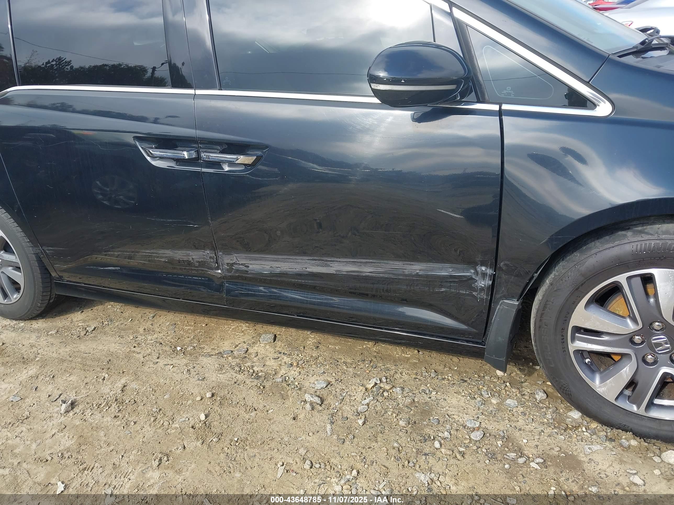 HONDA ODYSSEY image 6