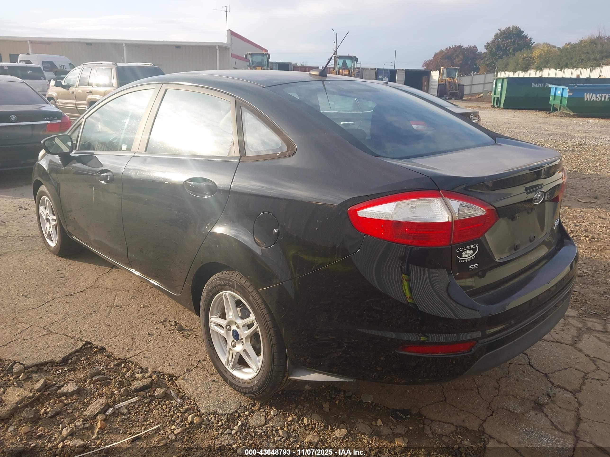 FORD FIESTA image 3