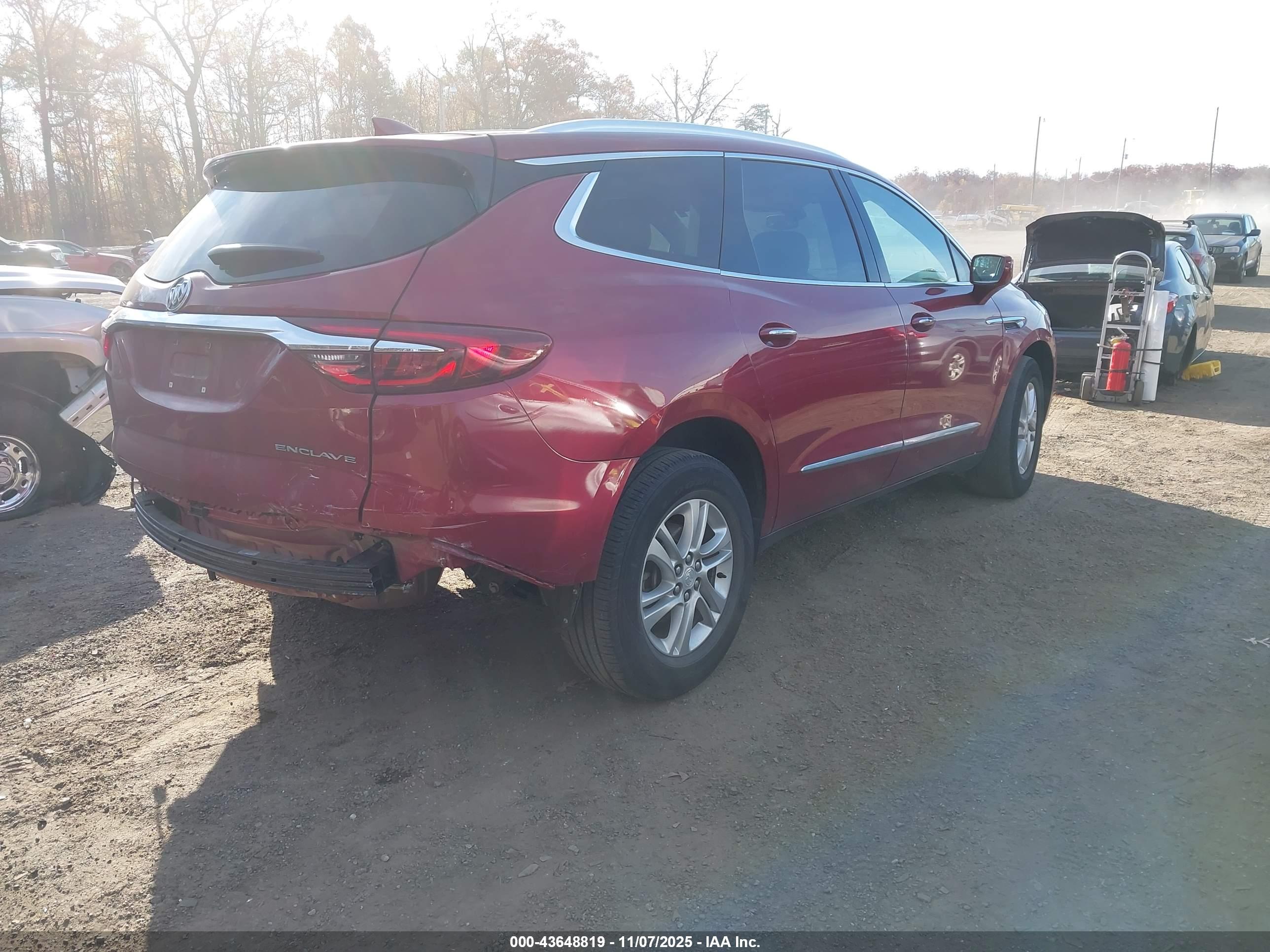 BUICK ENCLAVE image 4