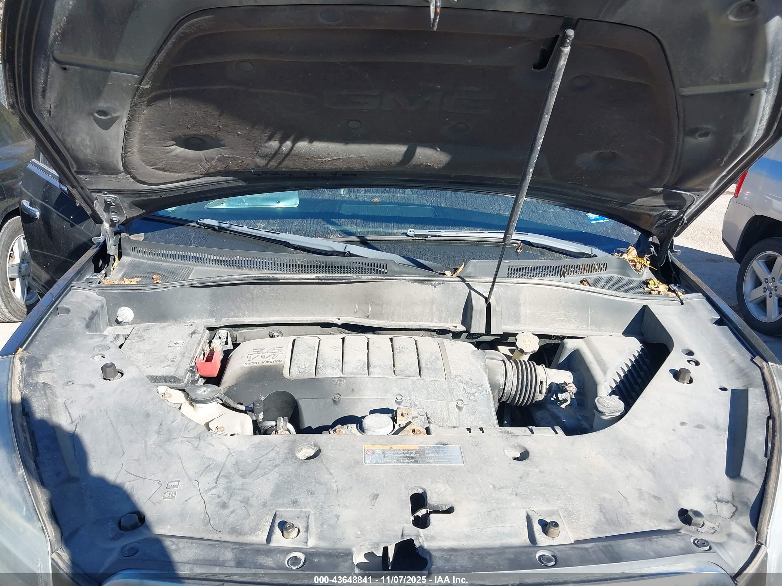 GMC ACADIA image 10