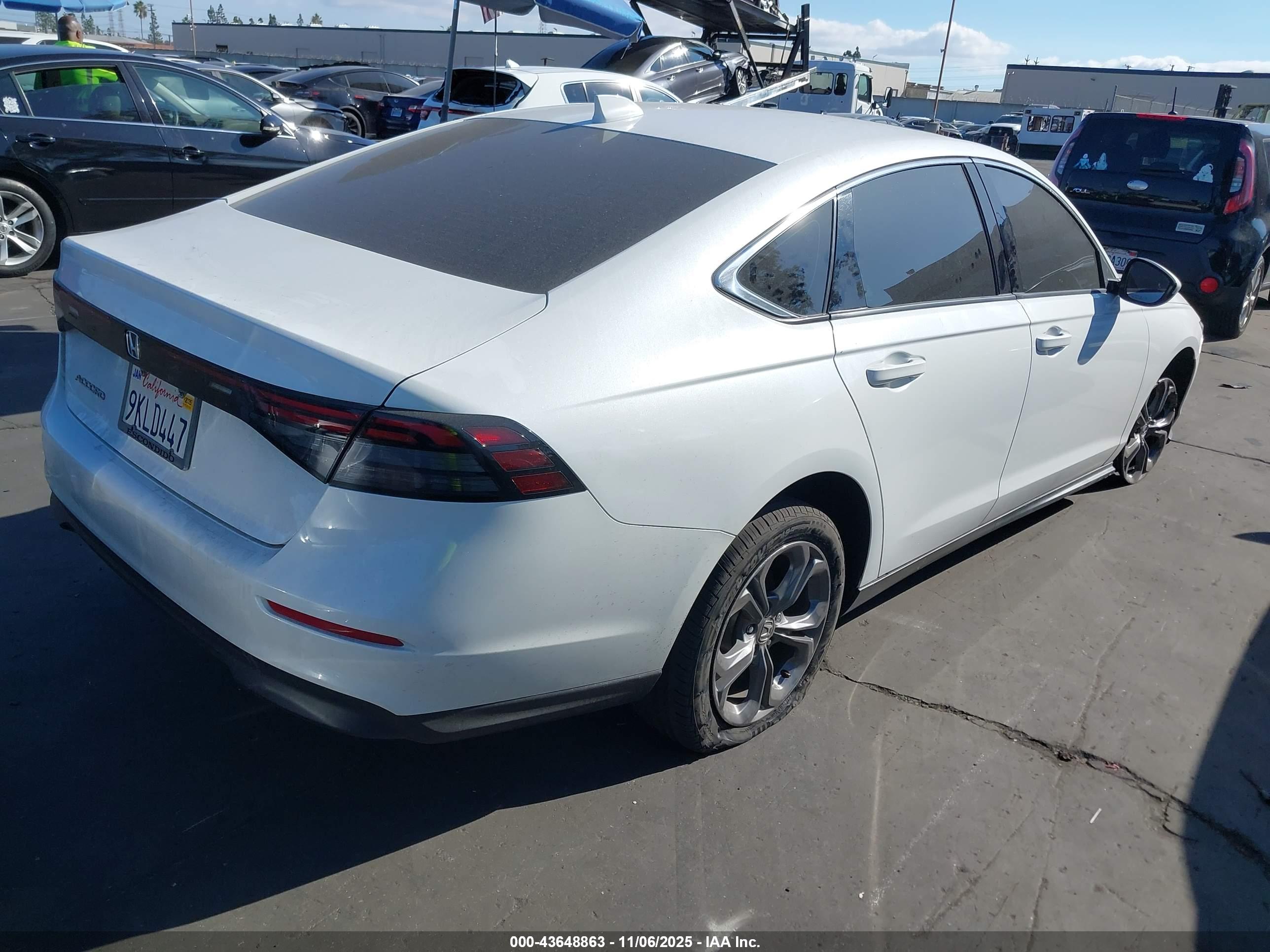 HONDA ACCORD image 4