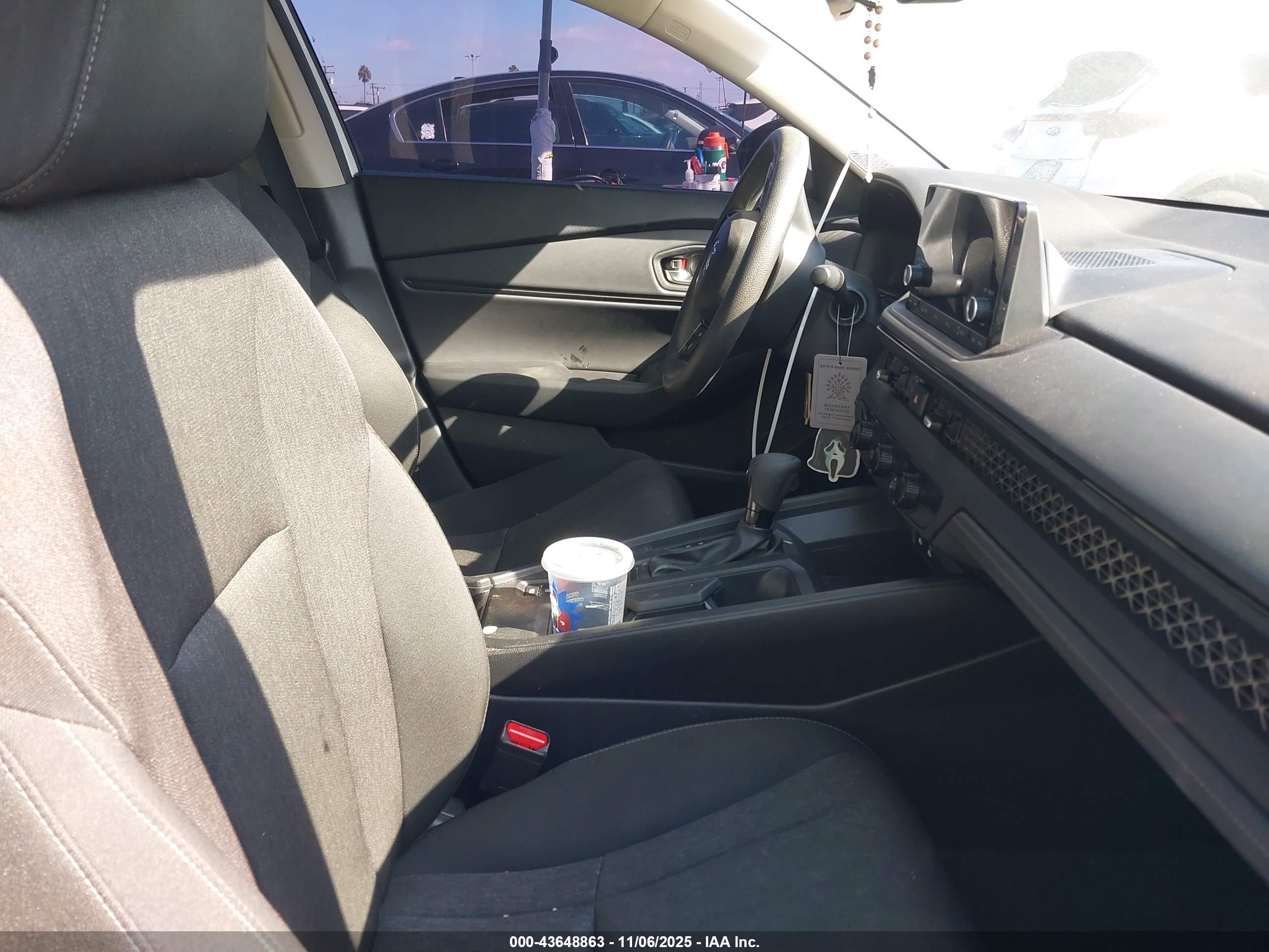 HONDA ACCORD image 5