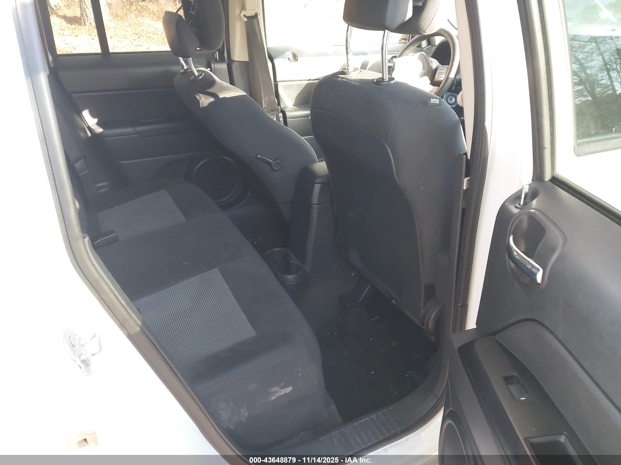 JEEP PATRIOT image 8