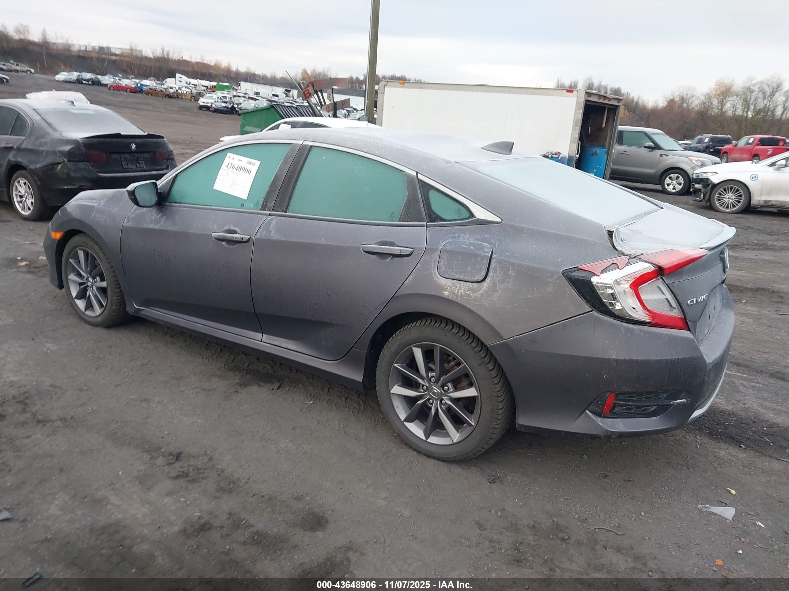 HONDA CIVIC image 3