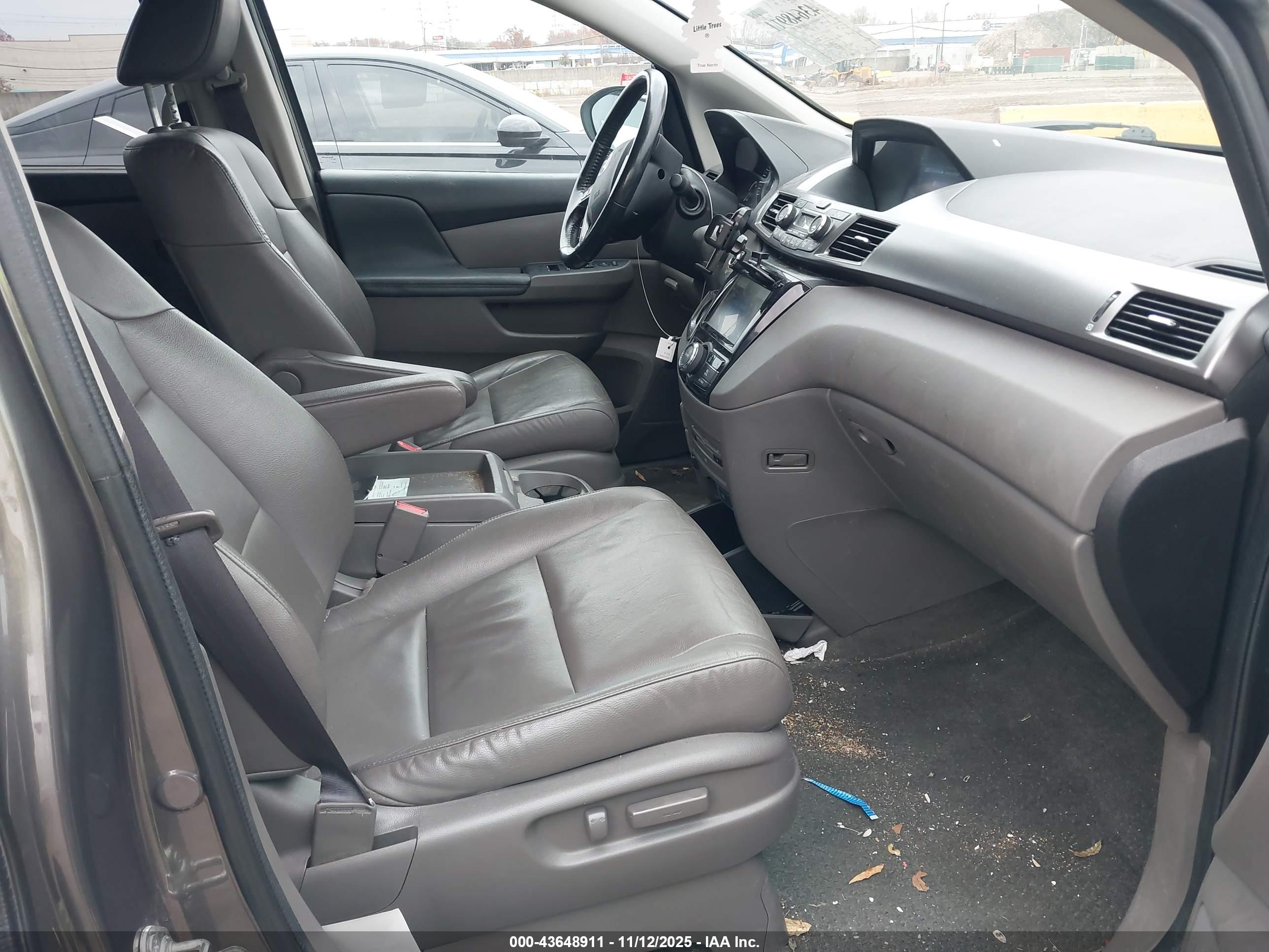 HONDA ODYSSEY image 5
