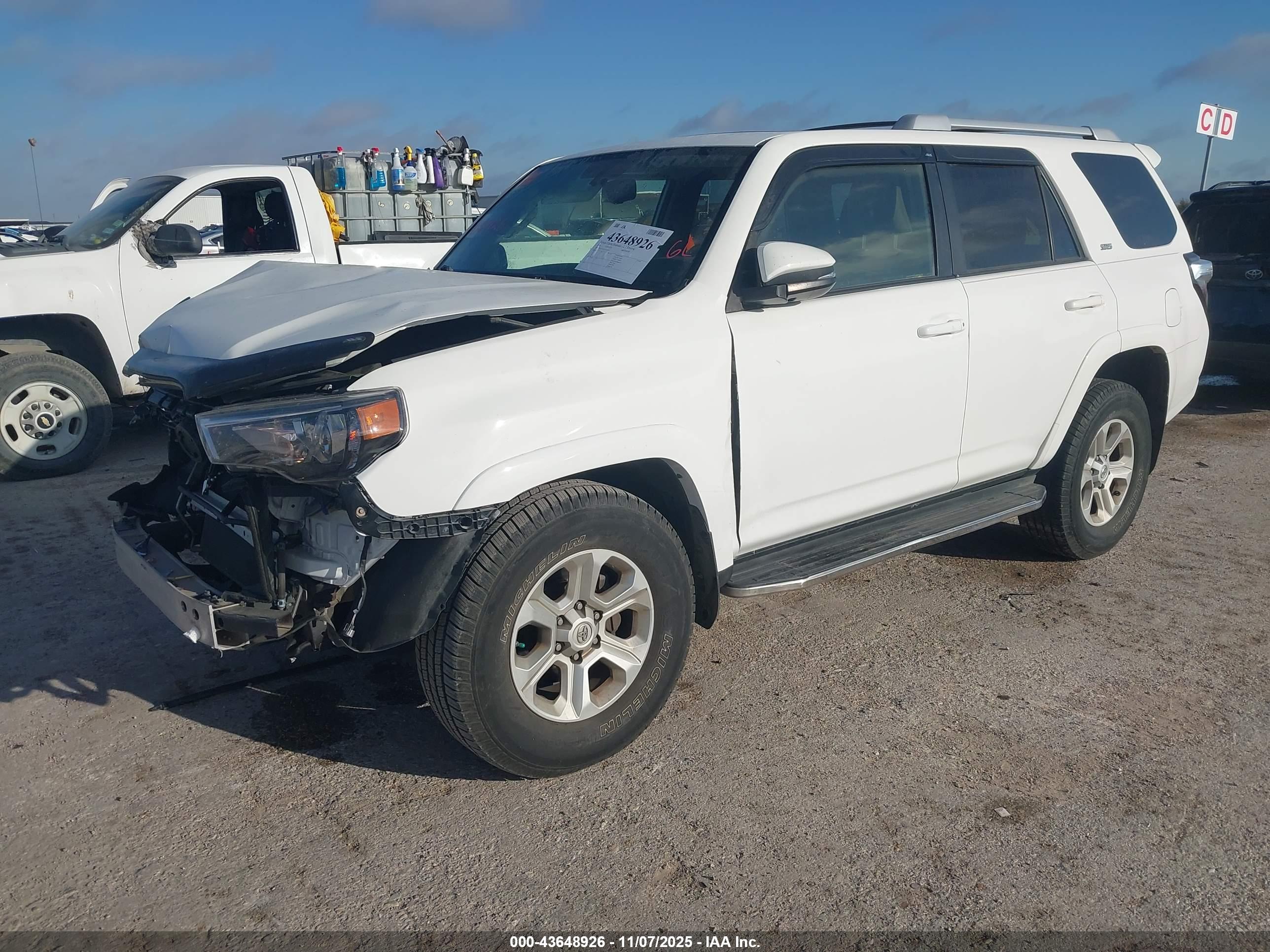 TOYOTA 4RUNNER image 2