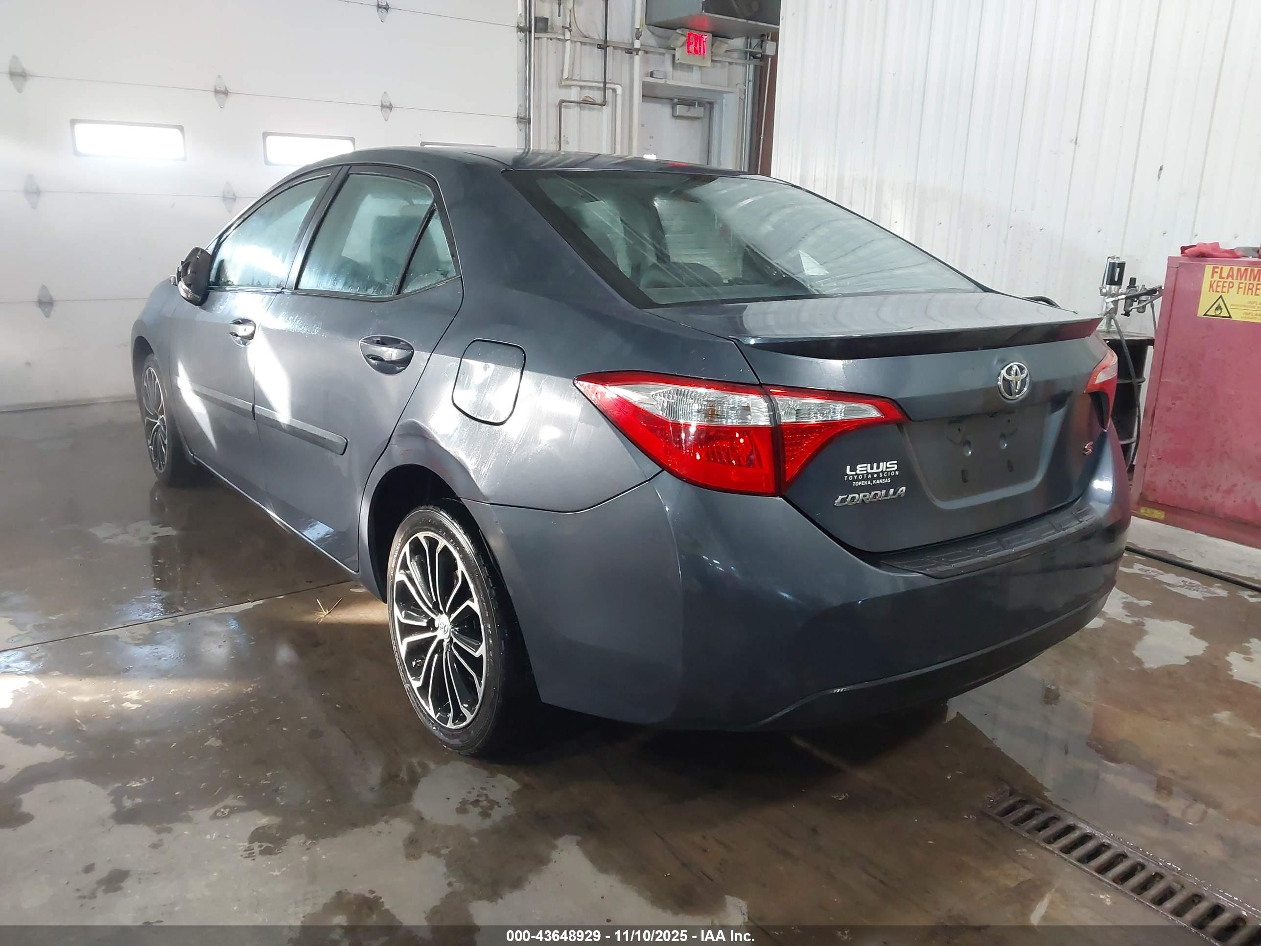 TOYOTA COROLLA image 3