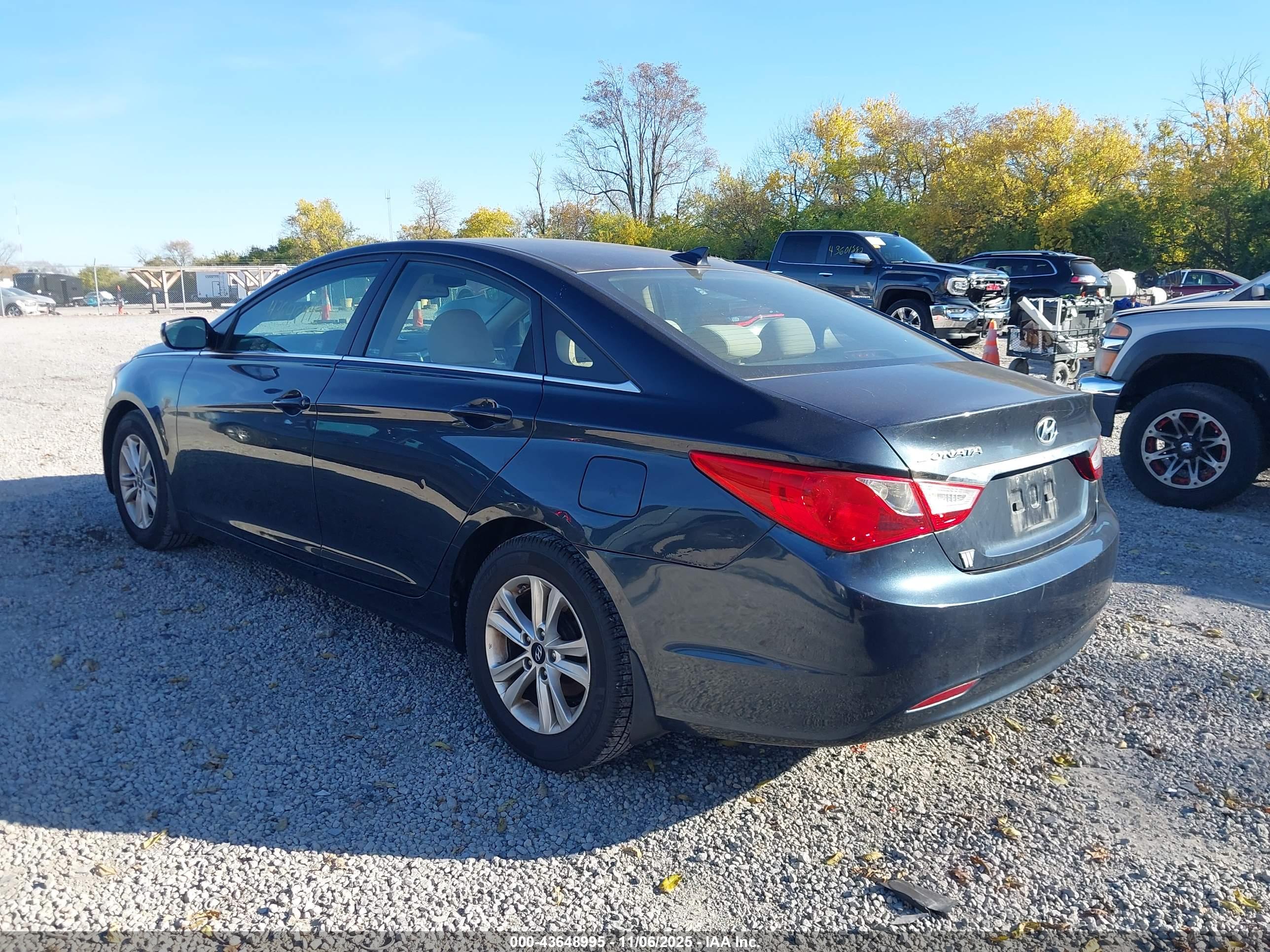 HYUNDAI SONATA image 3
