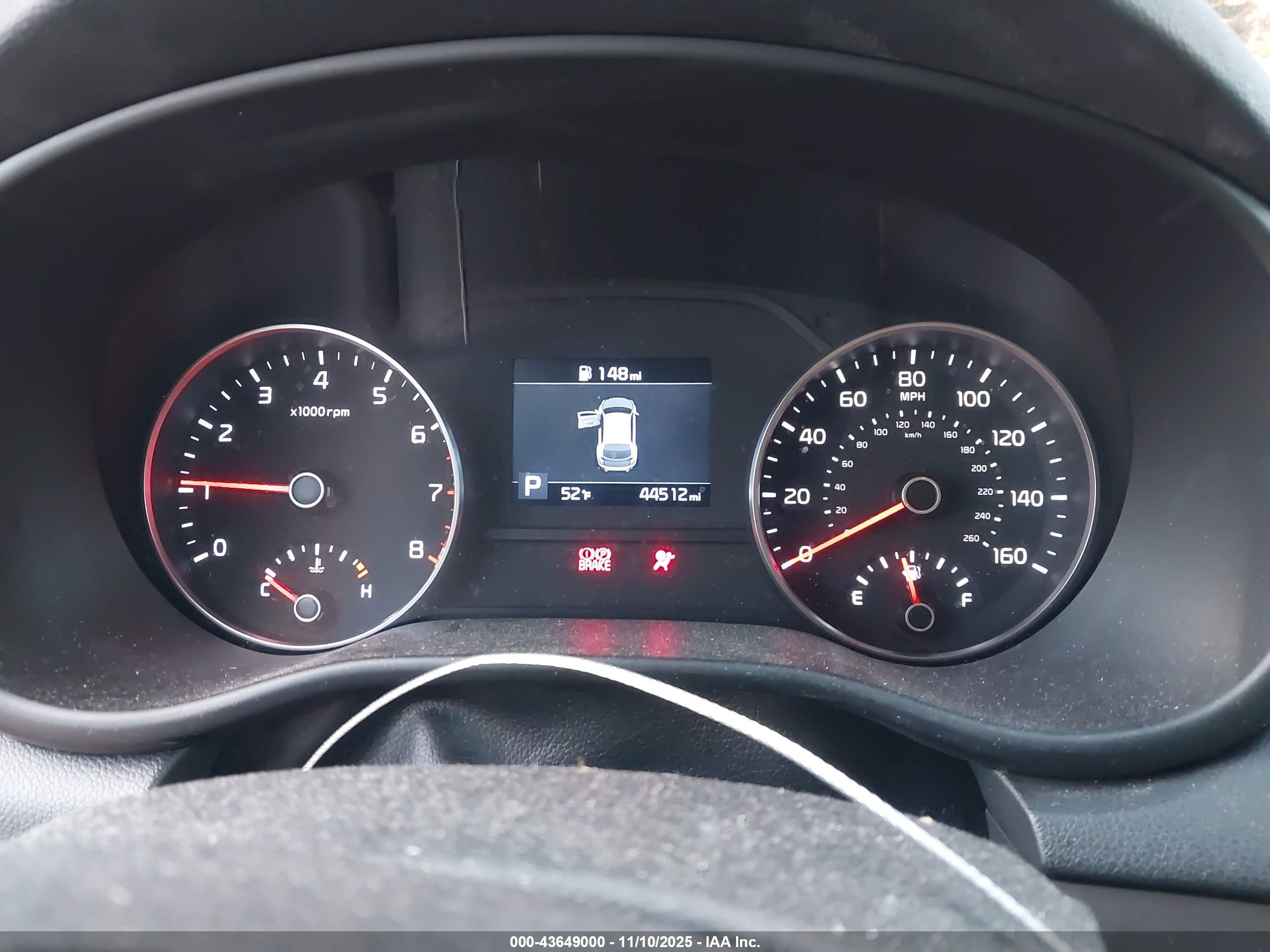 KIA SPORTAGE image 7