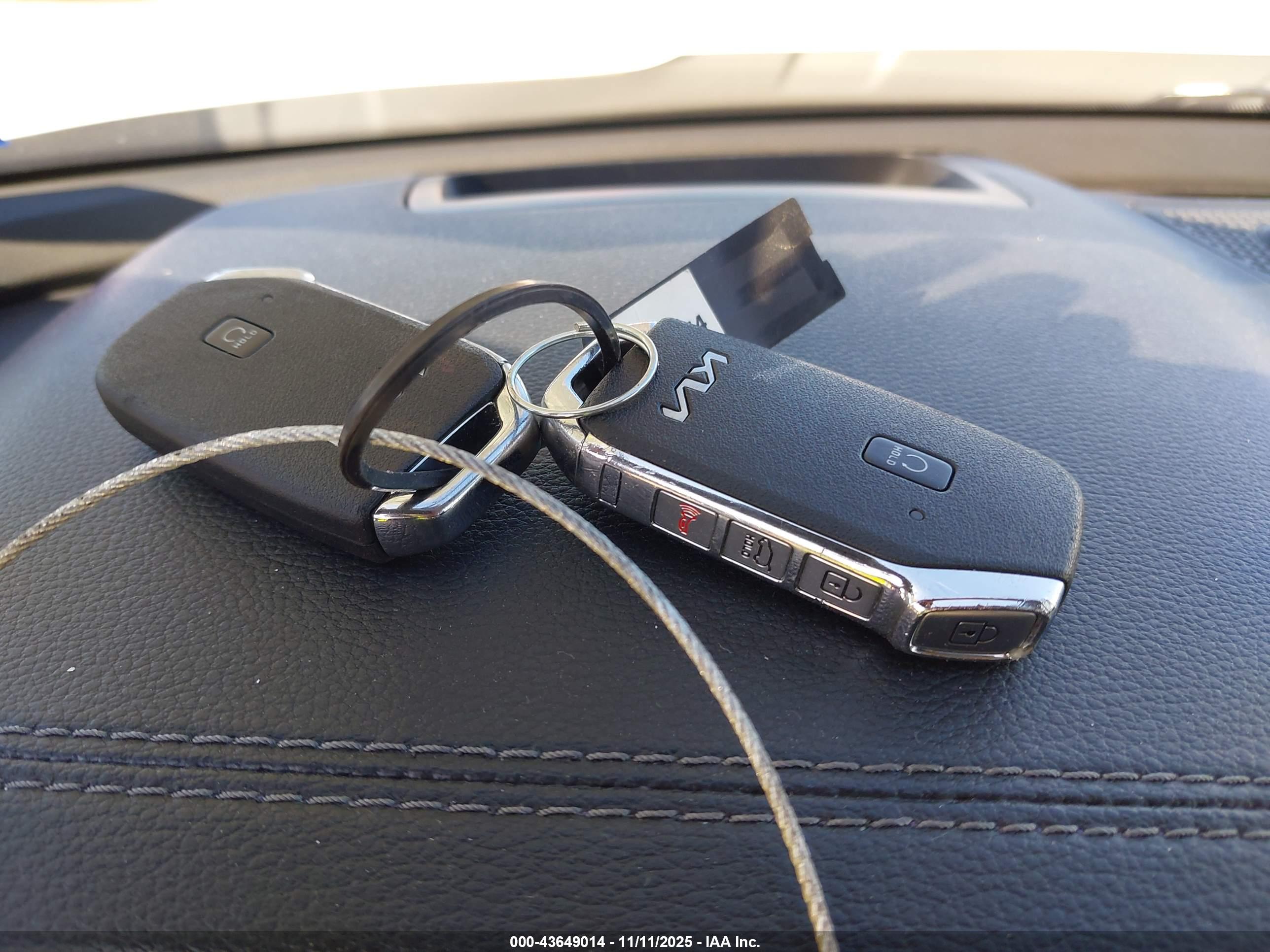 KIA TELLURIDE image 11