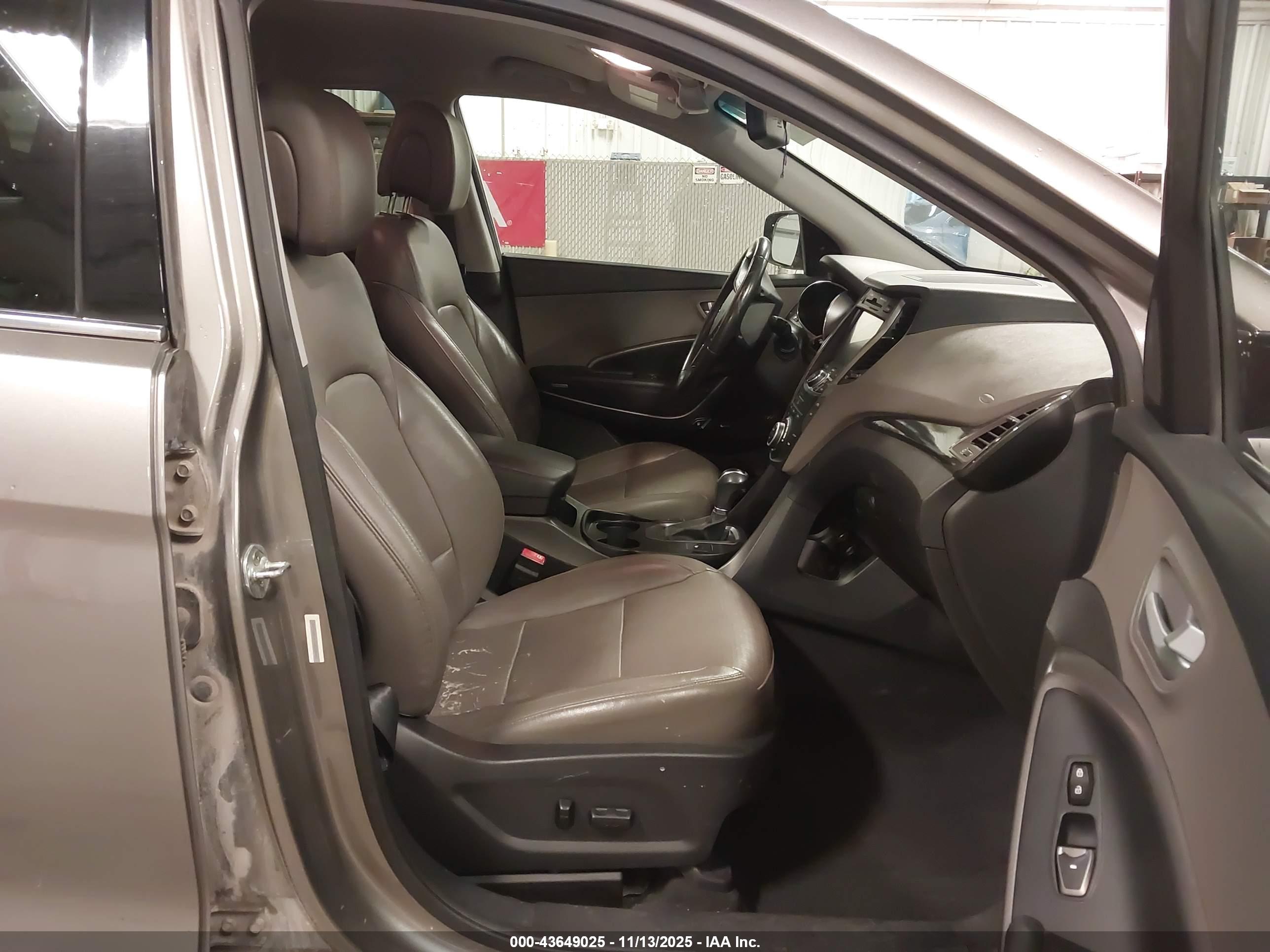 HYUNDAI SANTA image 5