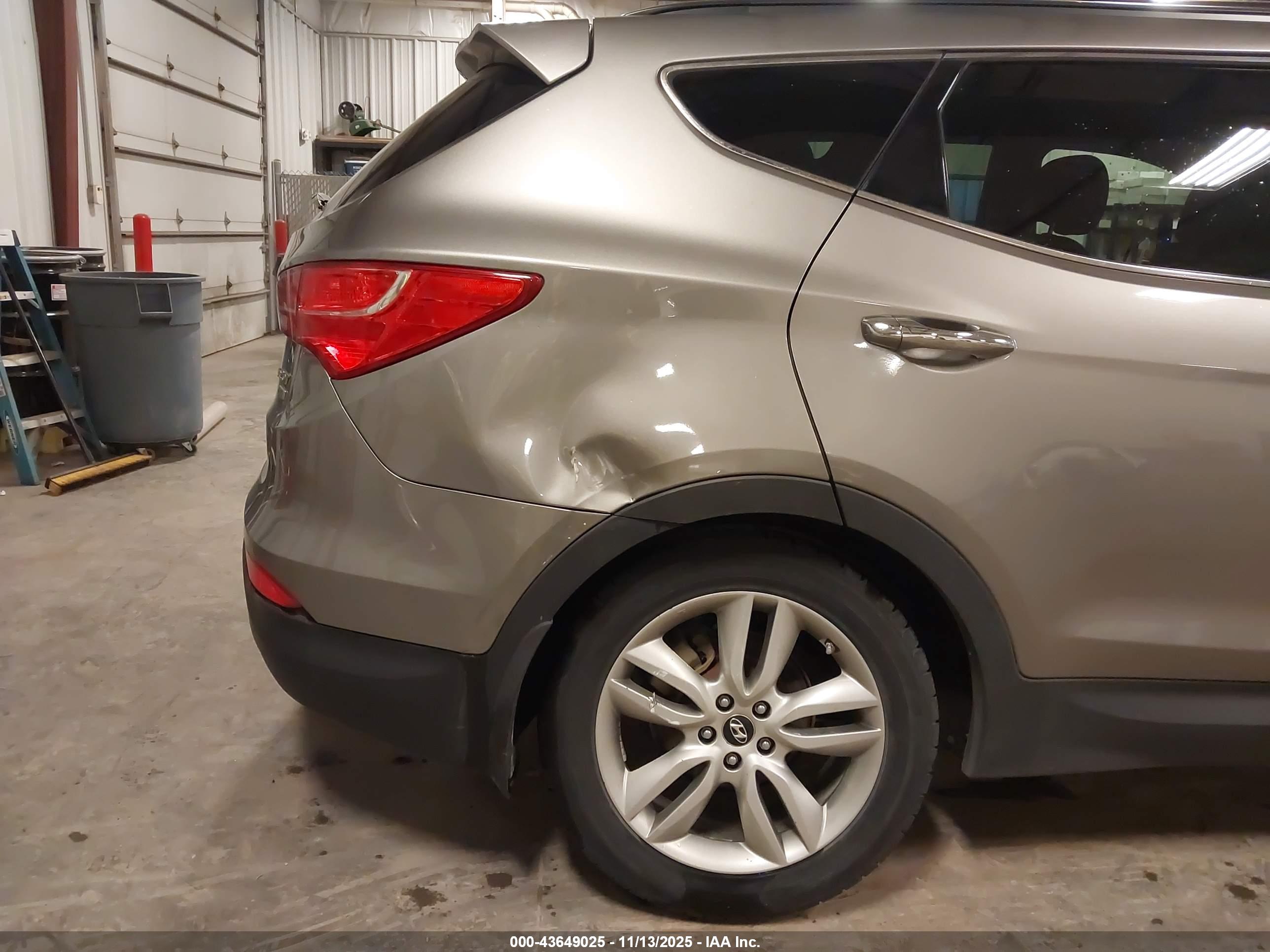 HYUNDAI SANTA image 6