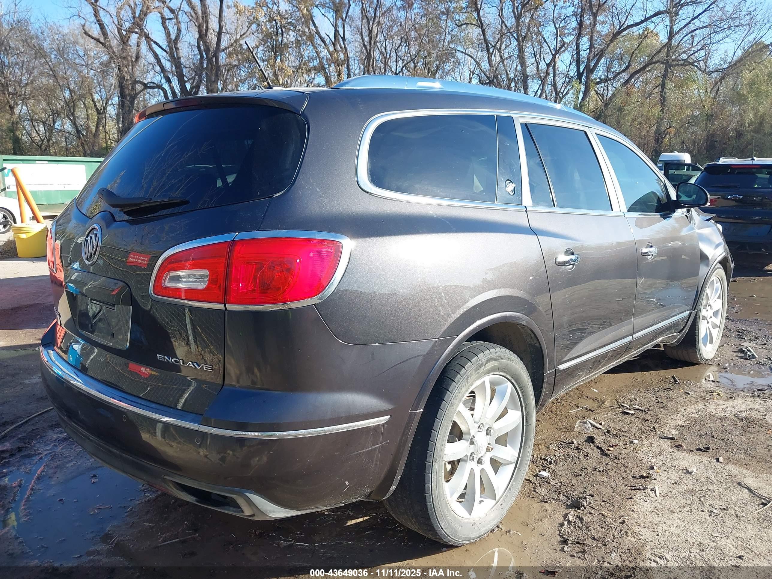 BUICK ENCLAVE image 4