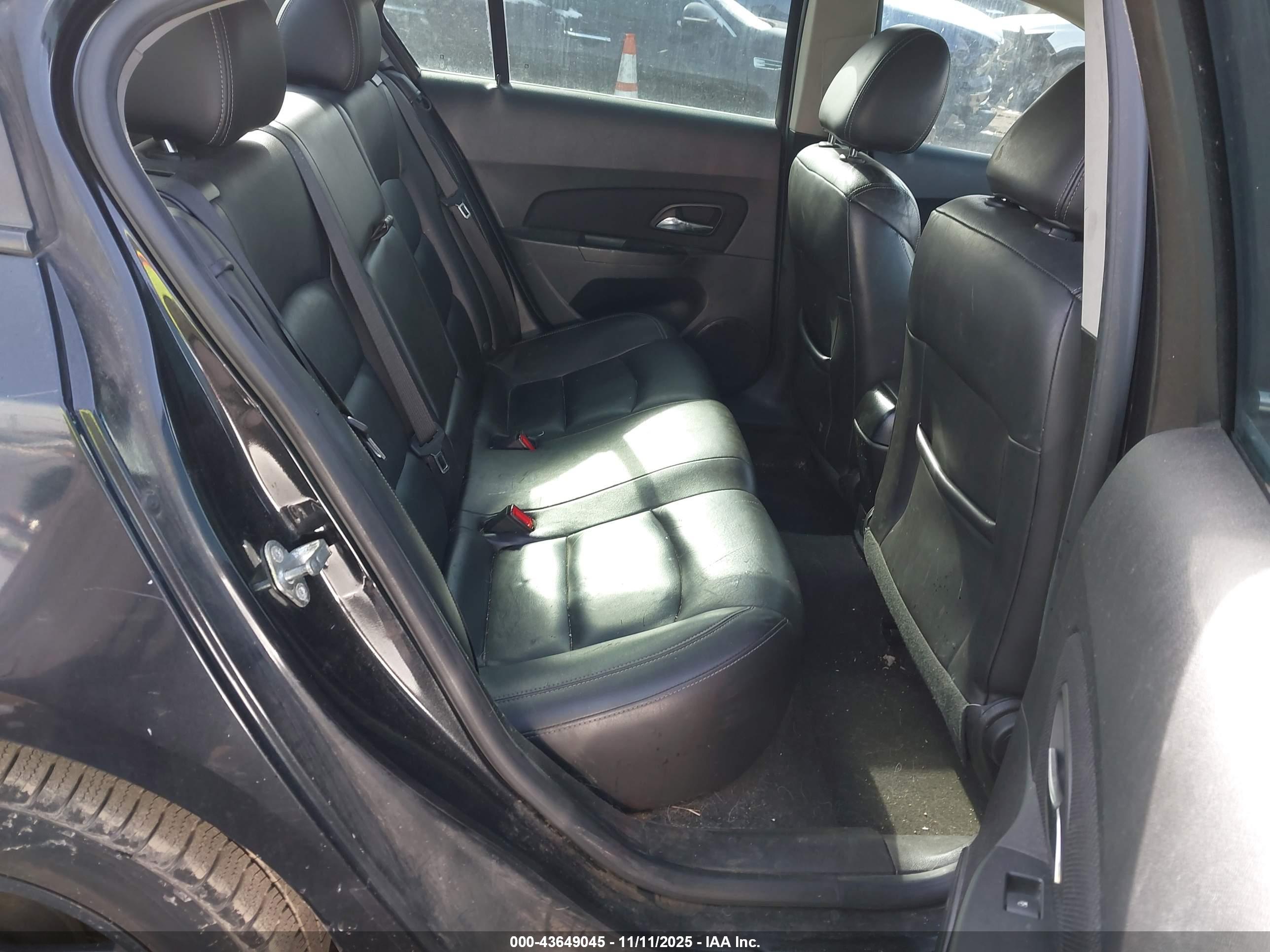CHEVROLET CRUZE image 8