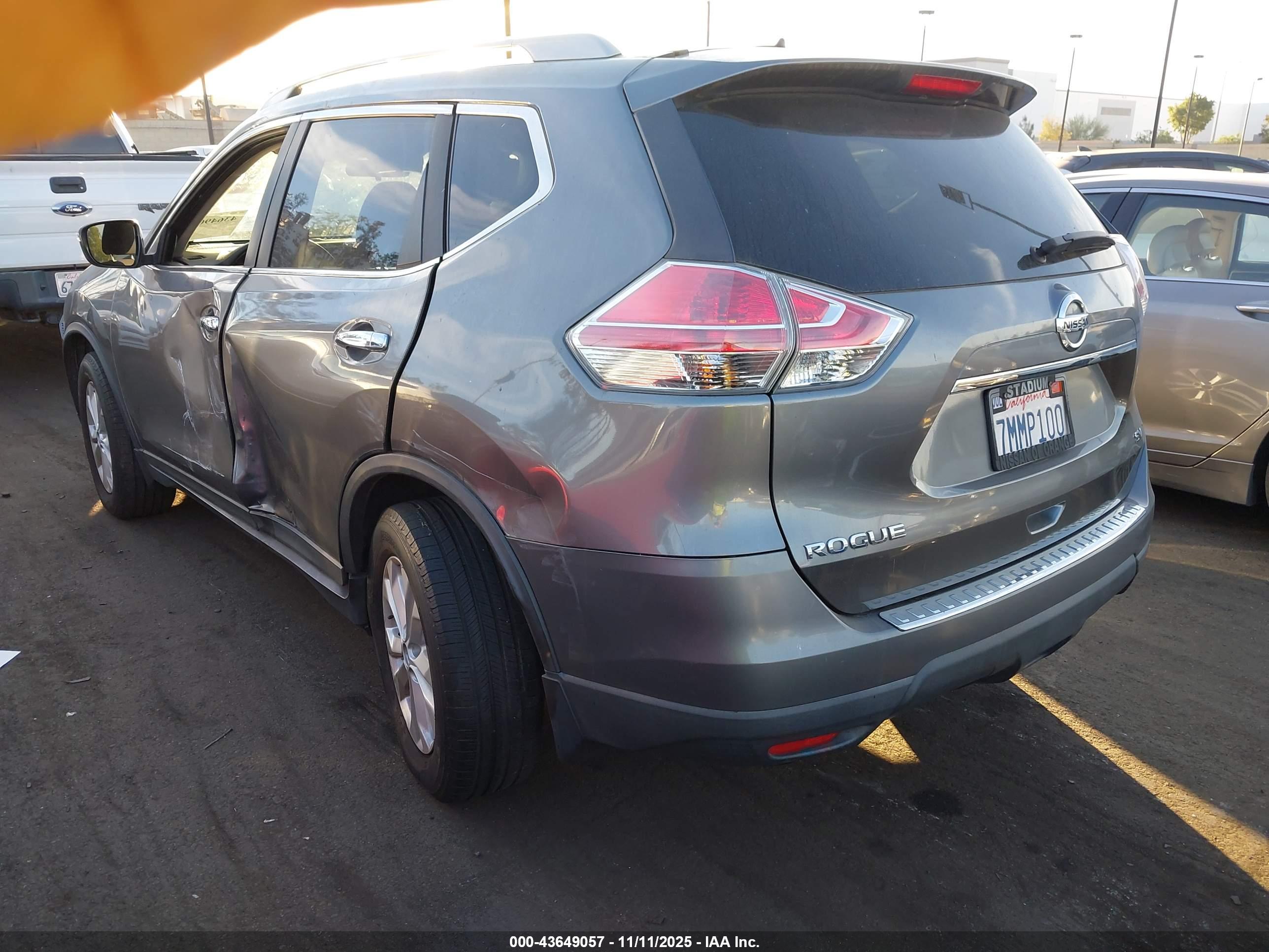 NISSAN ROGUE image 3