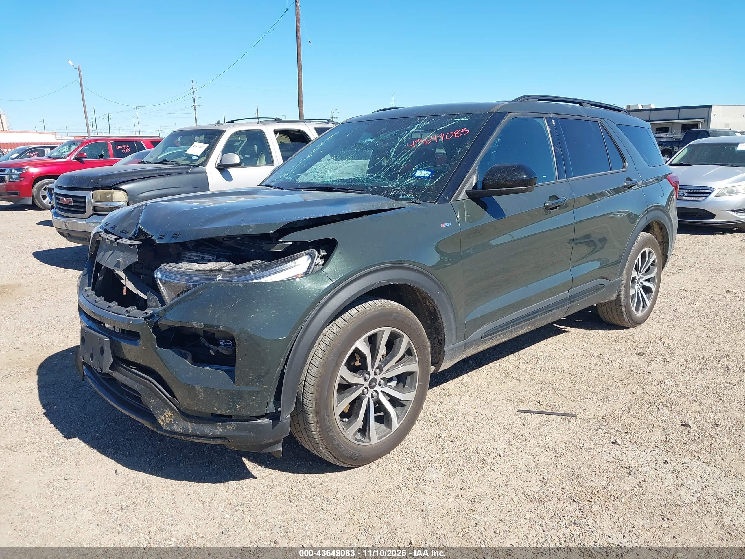FORD EXPLORER image 2