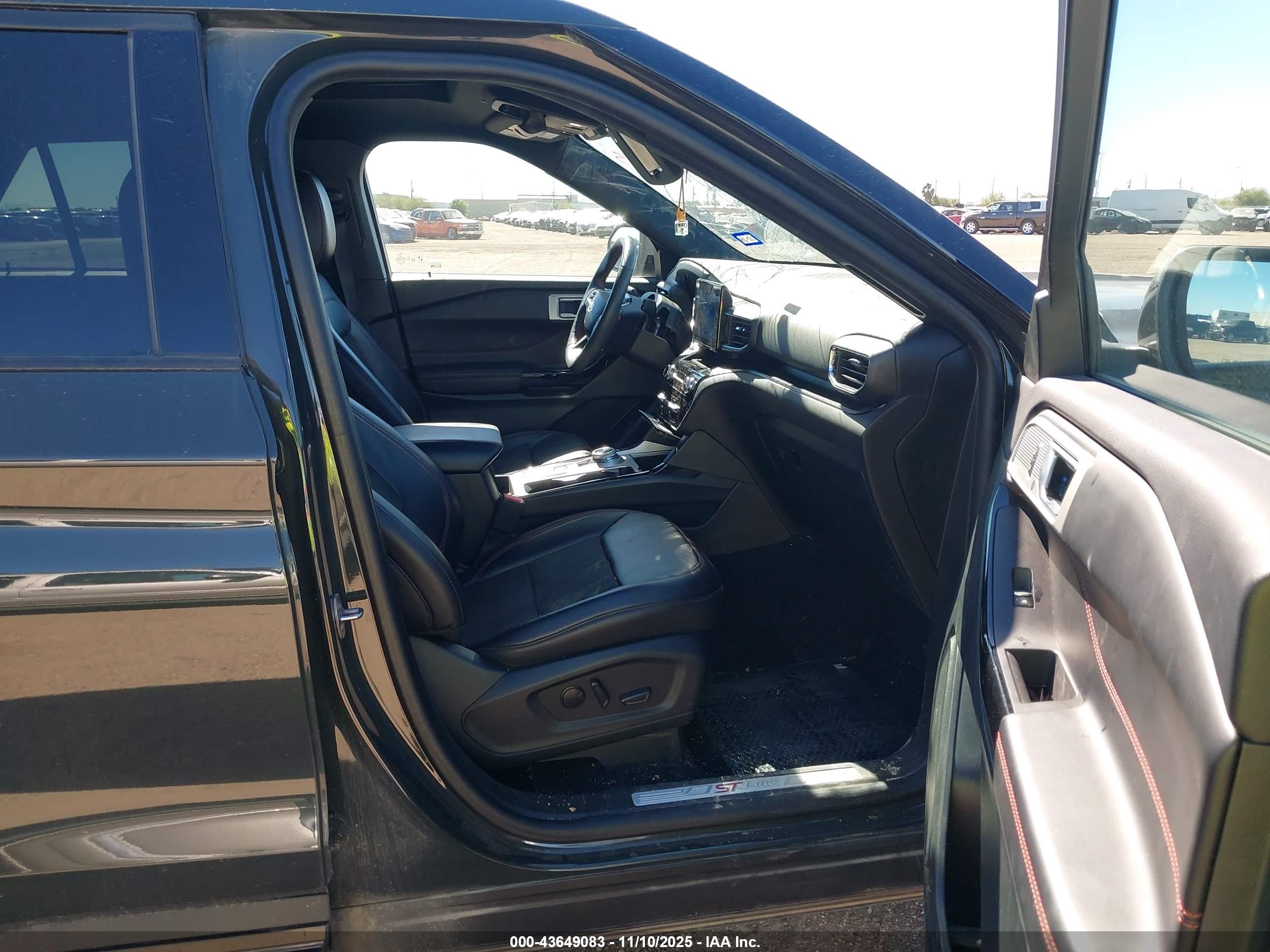 FORD EXPLORER image 5