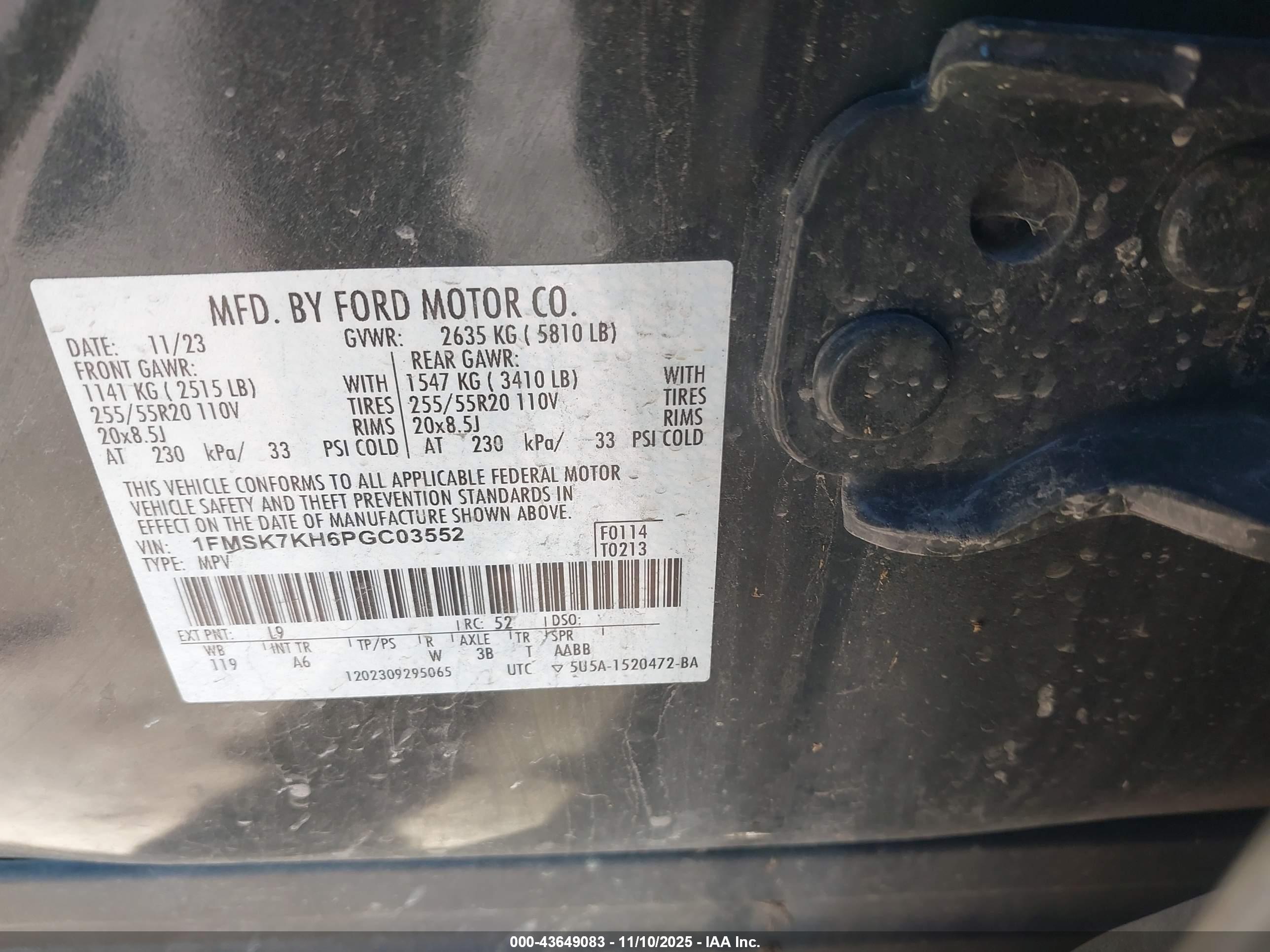 FORD EXPLORER image 9
