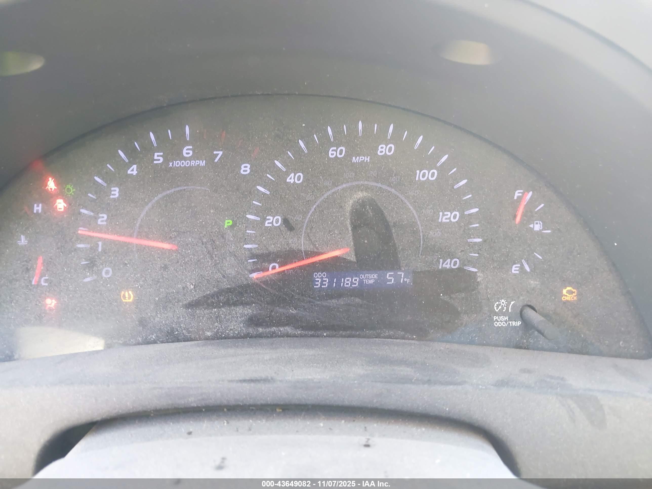 TOYOTA CAMRY image 7