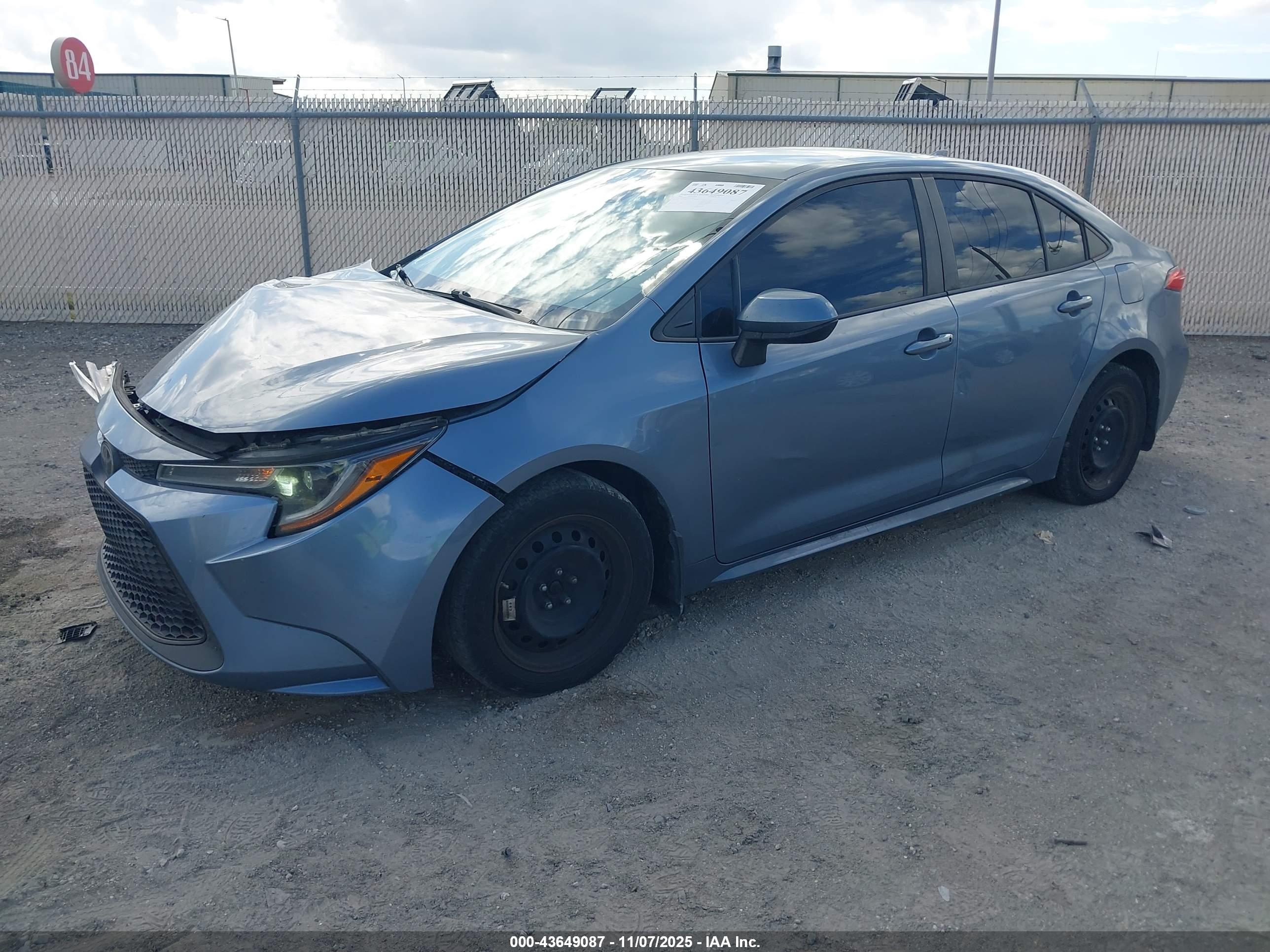 TOYOTA COROLLA image 2