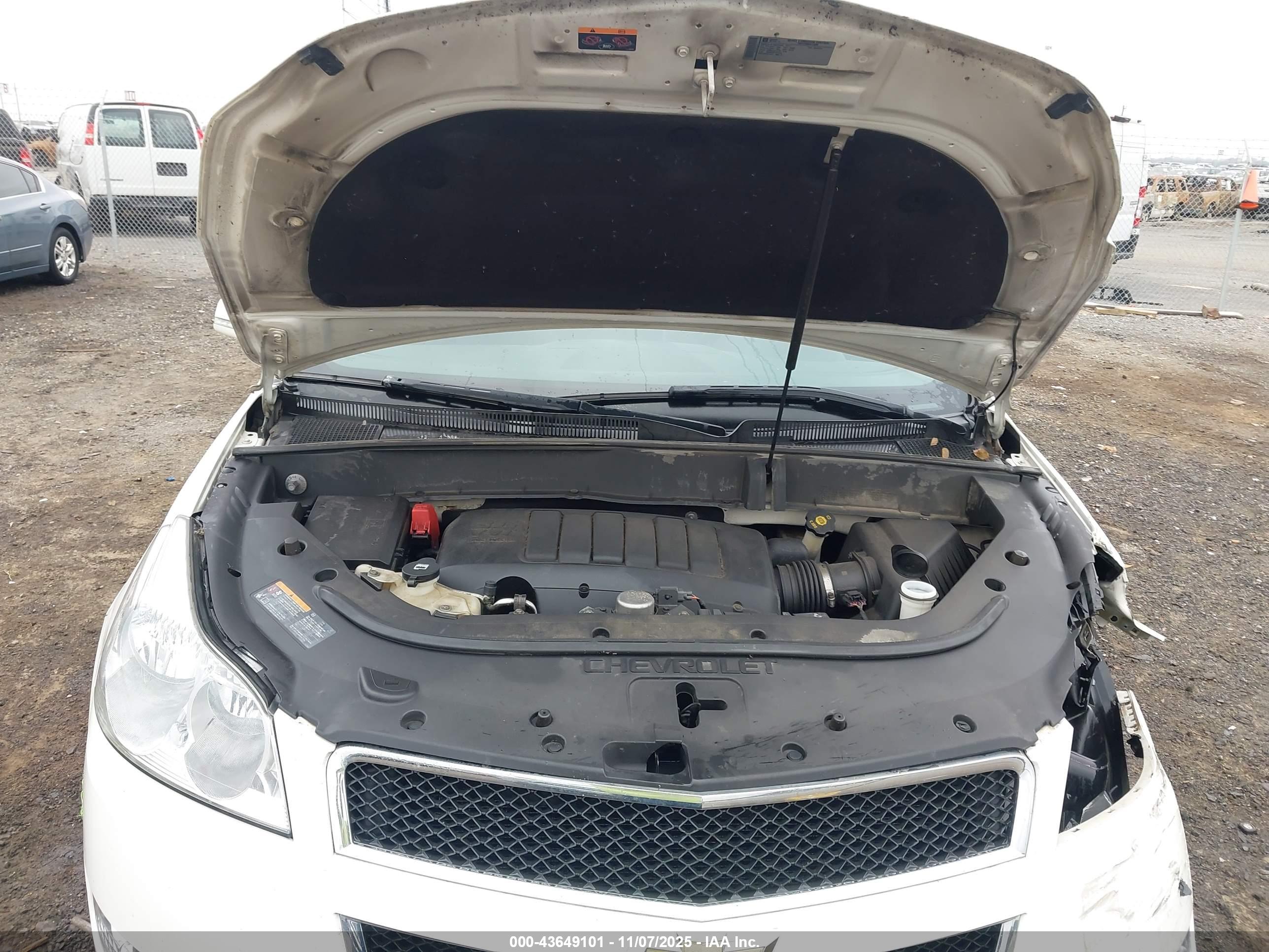 CHEVROLET TRAVERSE image 10