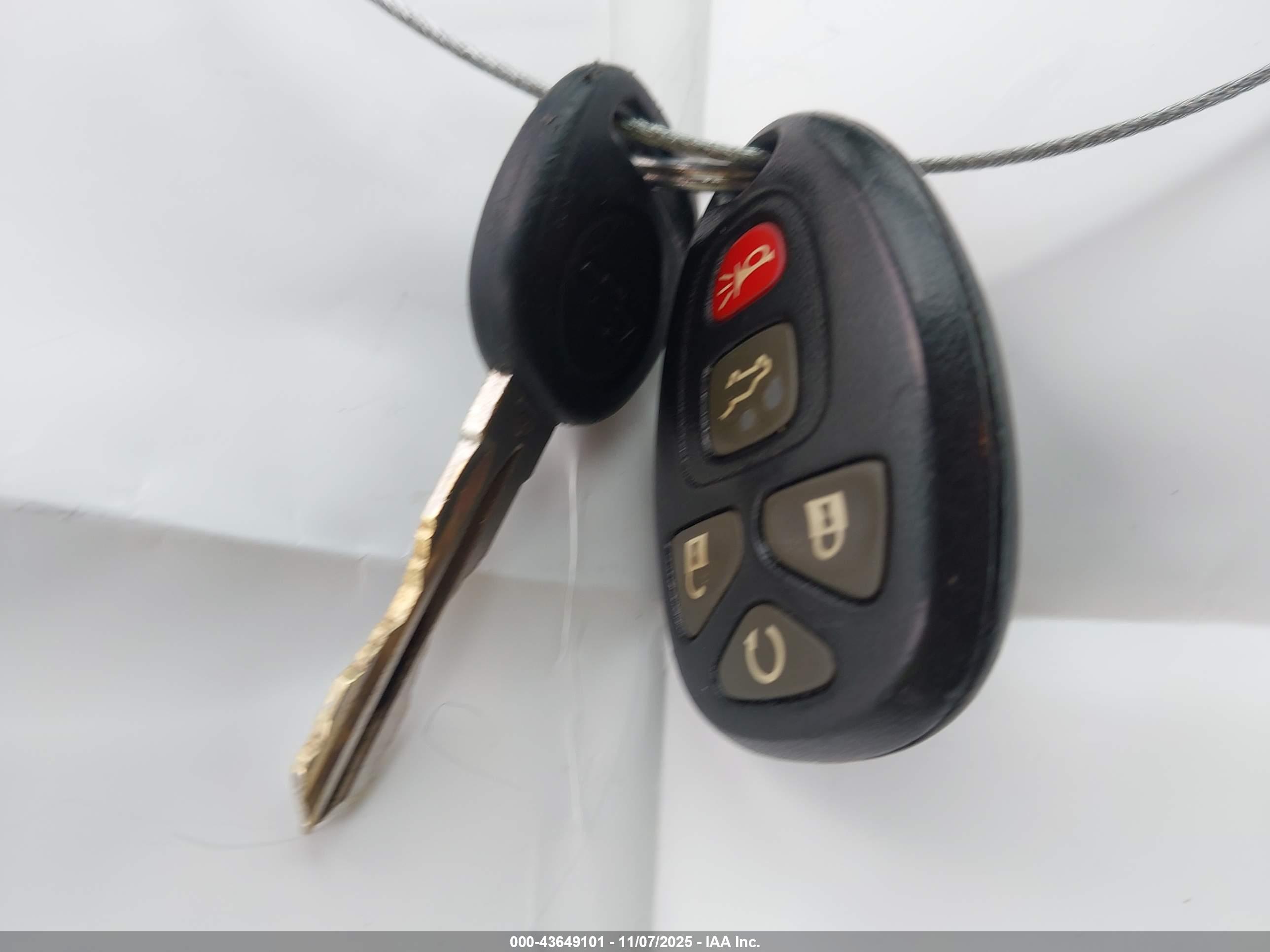 CHEVROLET TRAVERSE image 11
