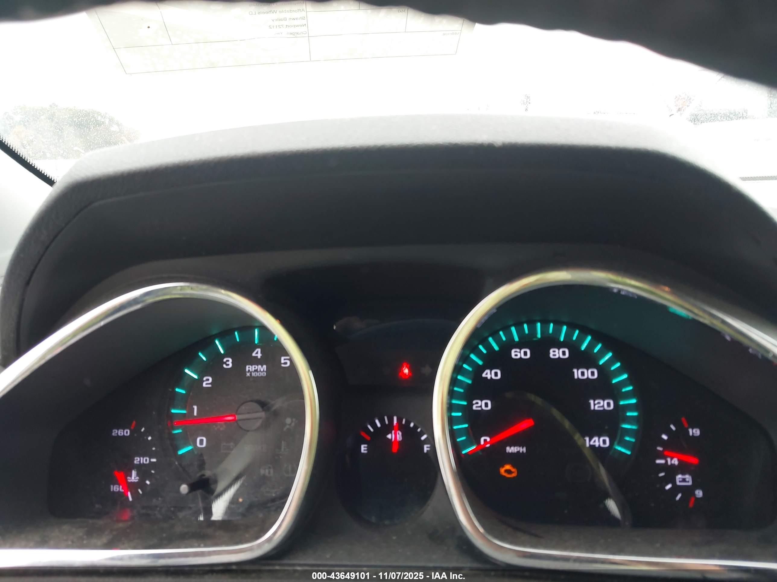 CHEVROLET TRAVERSE image 7