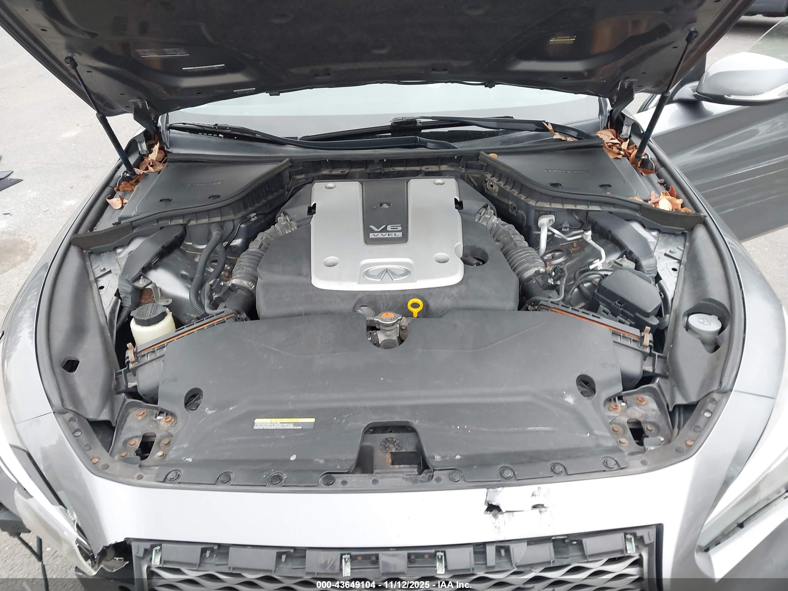 INFINITI Q50 image 10