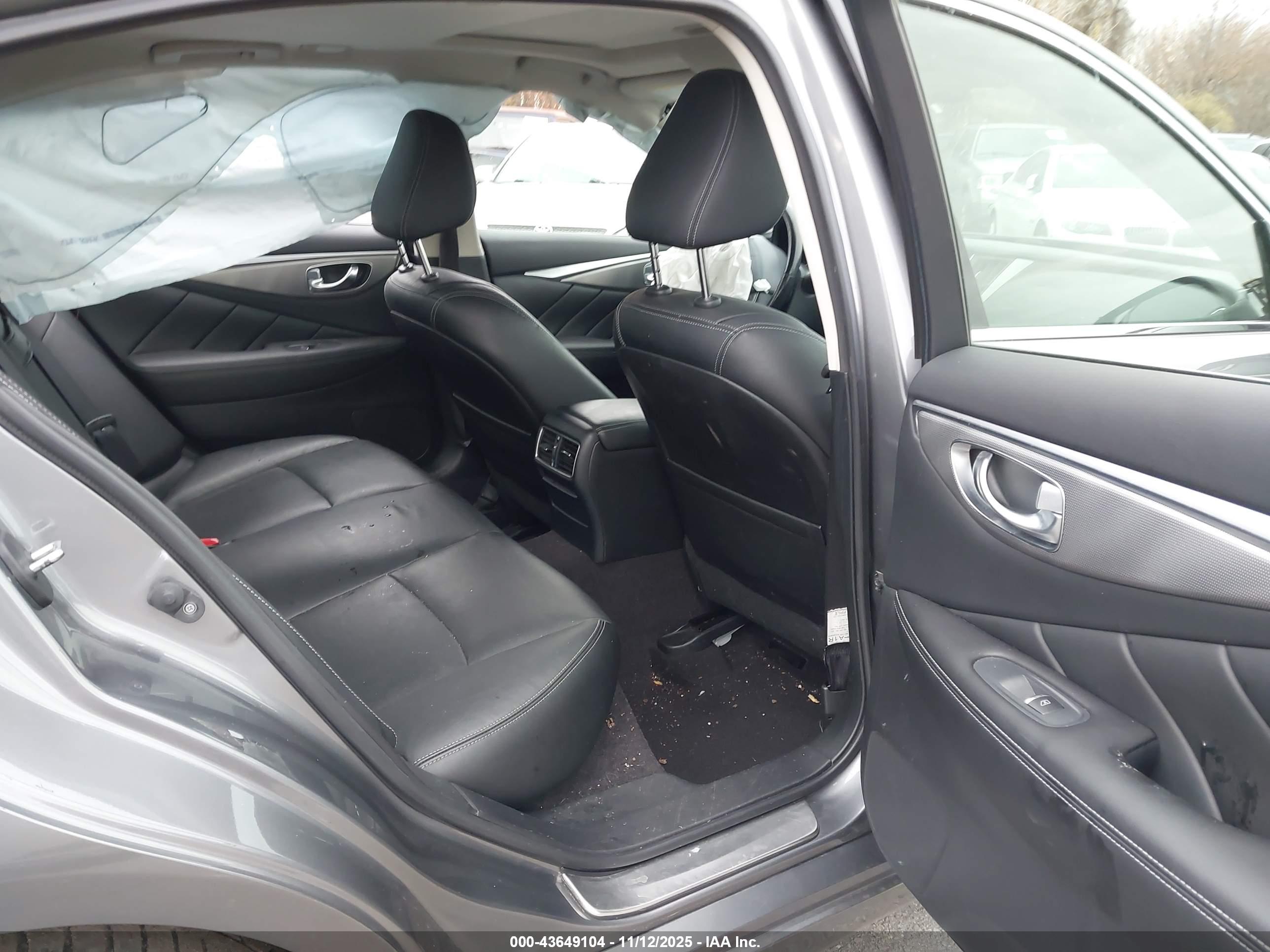 INFINITI Q50 image 8