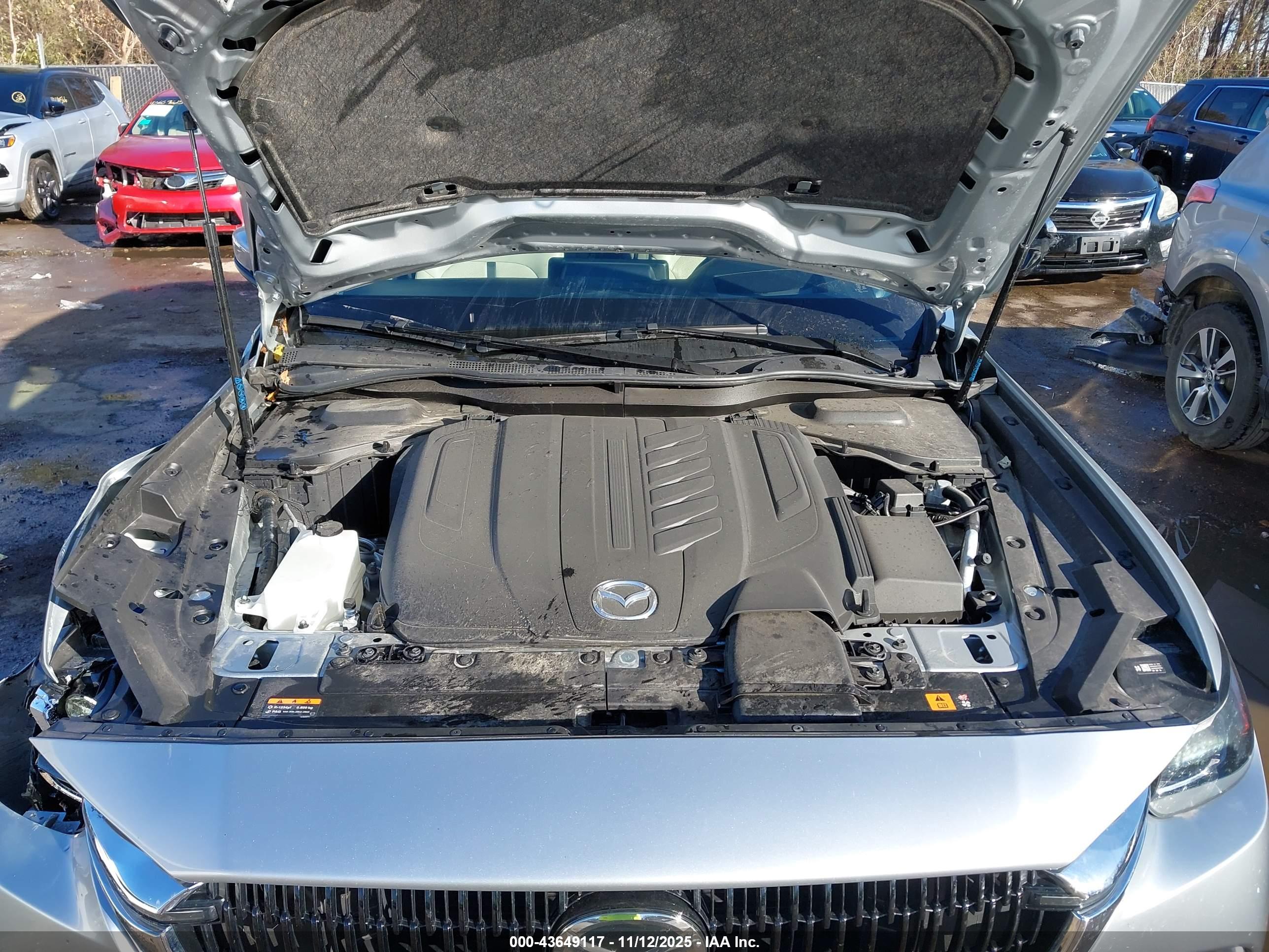 MAZDA CX-90 image 10