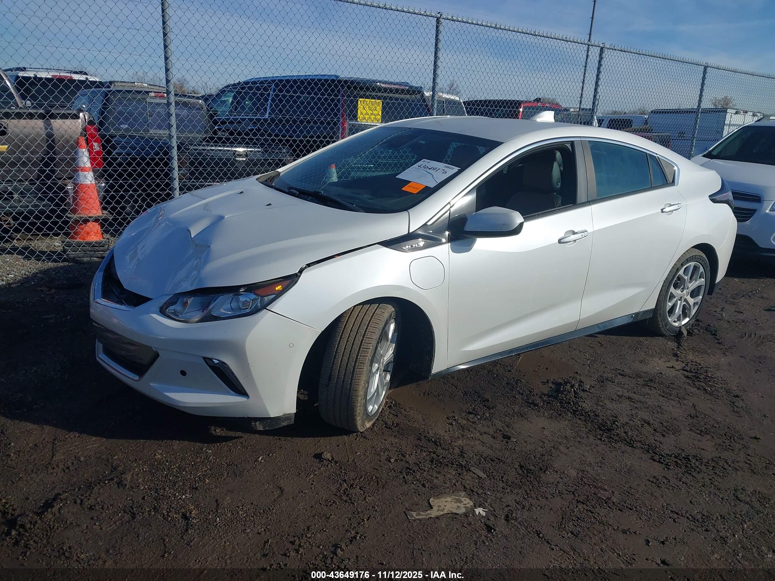 CHEVROLET VOLT image 2