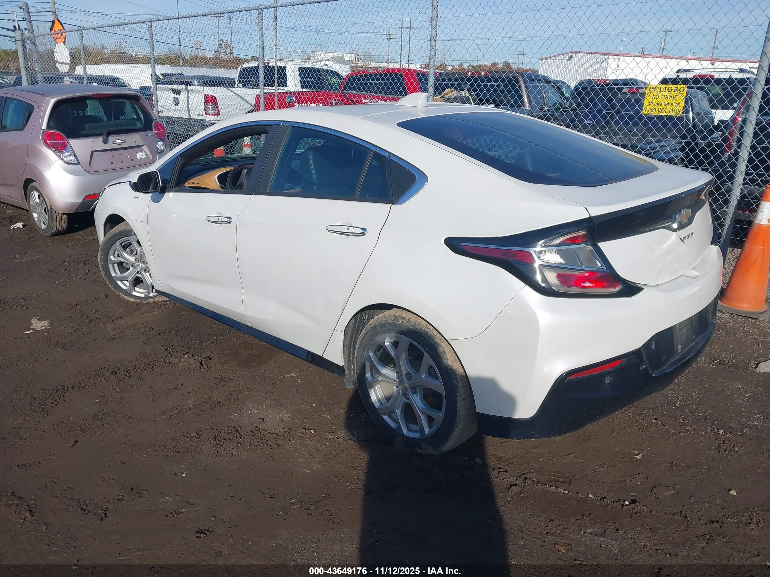 CHEVROLET VOLT image 3