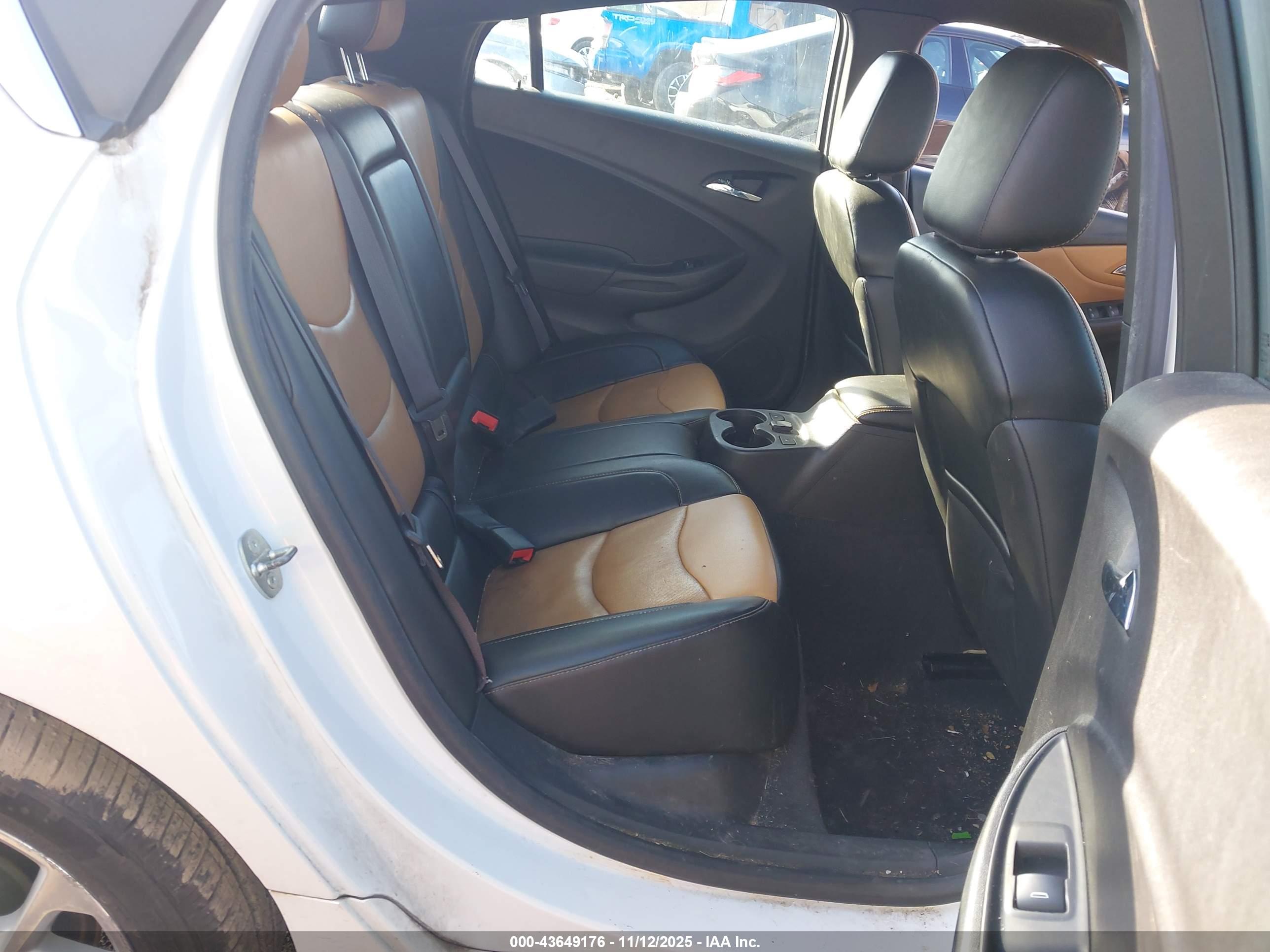 CHEVROLET VOLT image 8