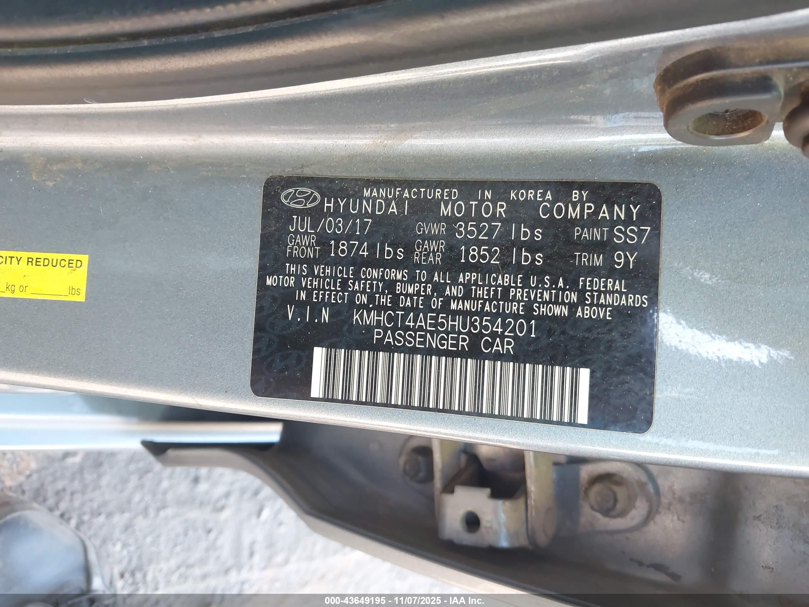 HYUNDAI ACCENT image 9