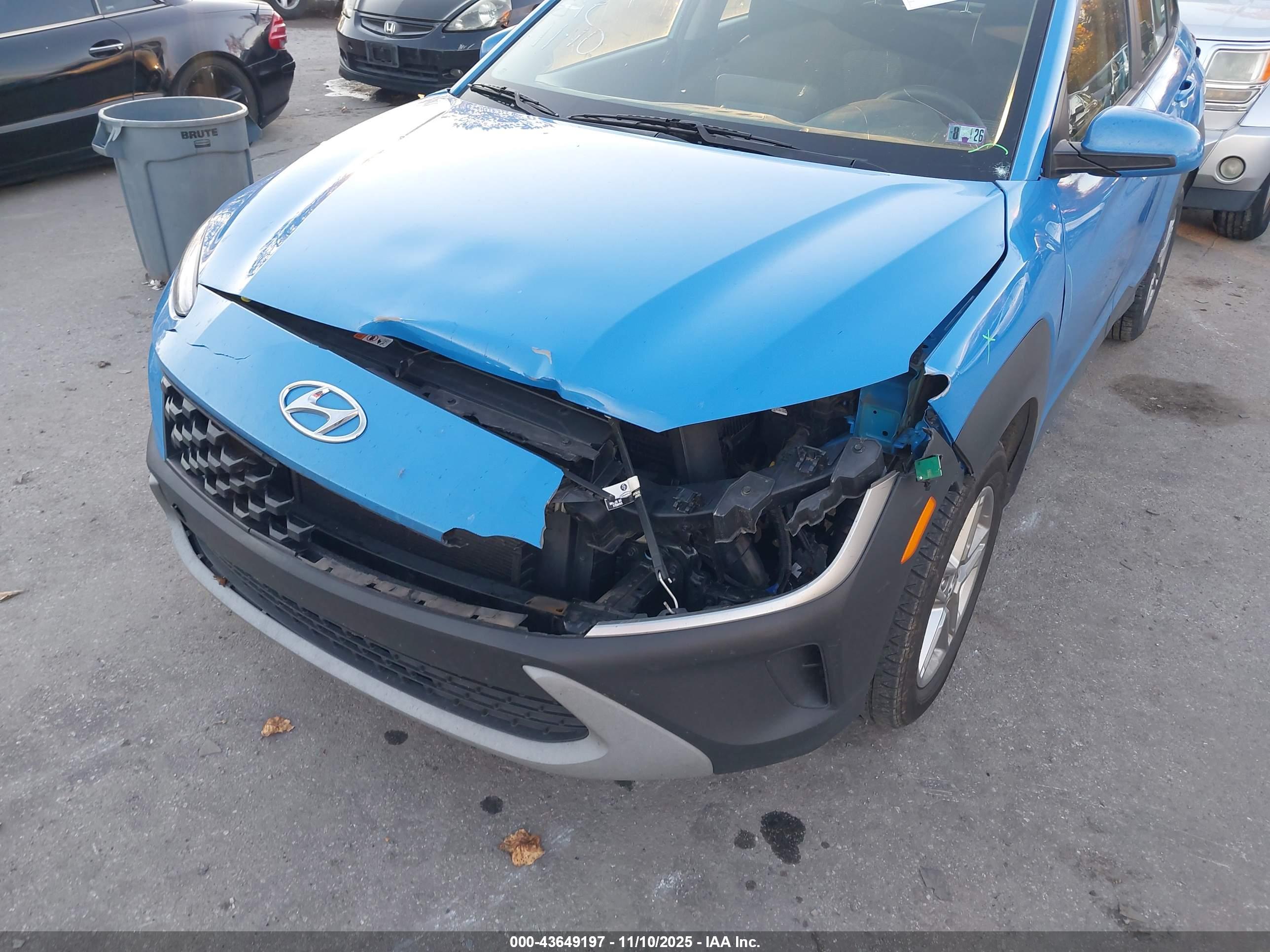 HYUNDAI KONA image 6