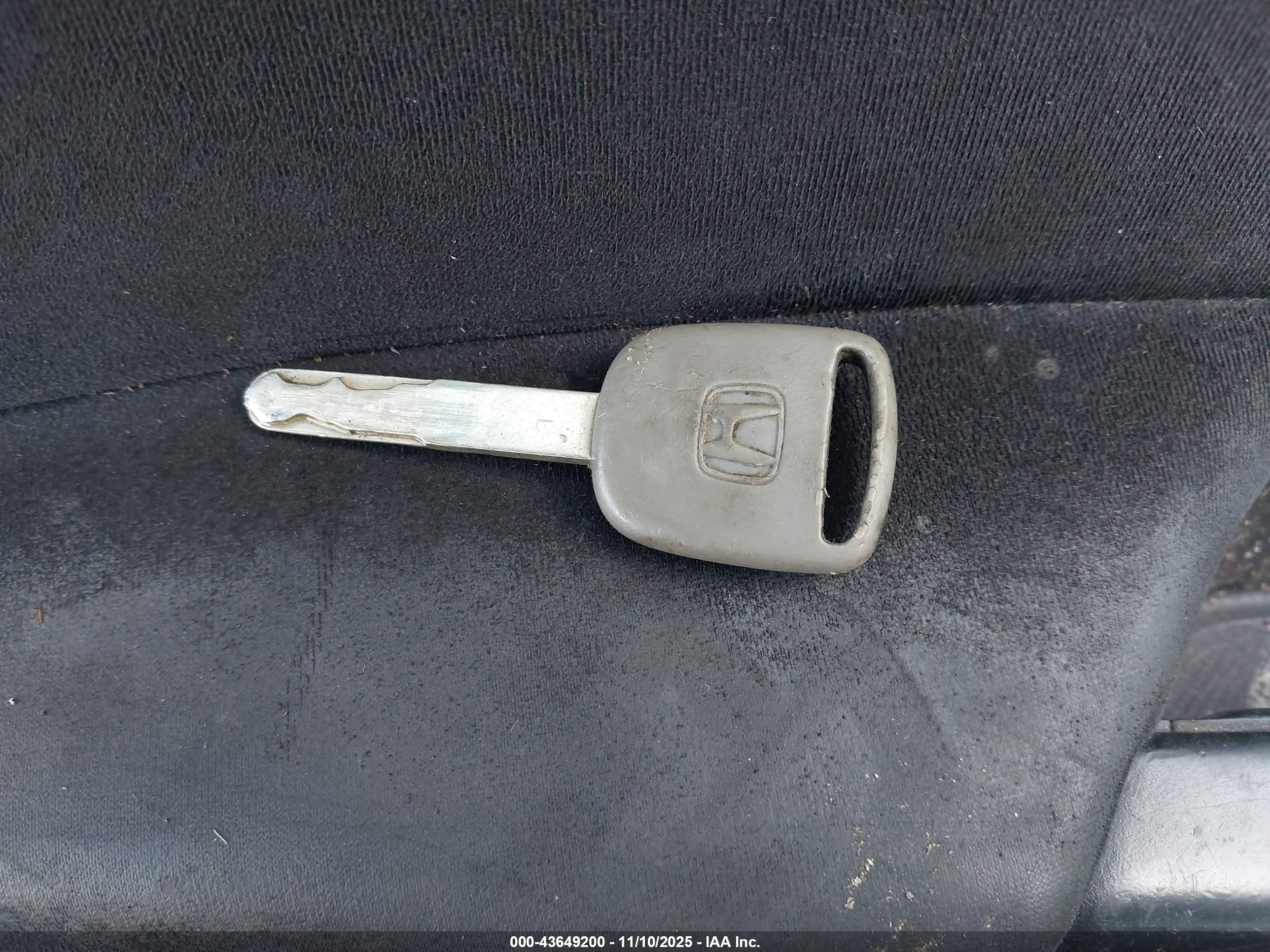 HONDA CR-V image 11