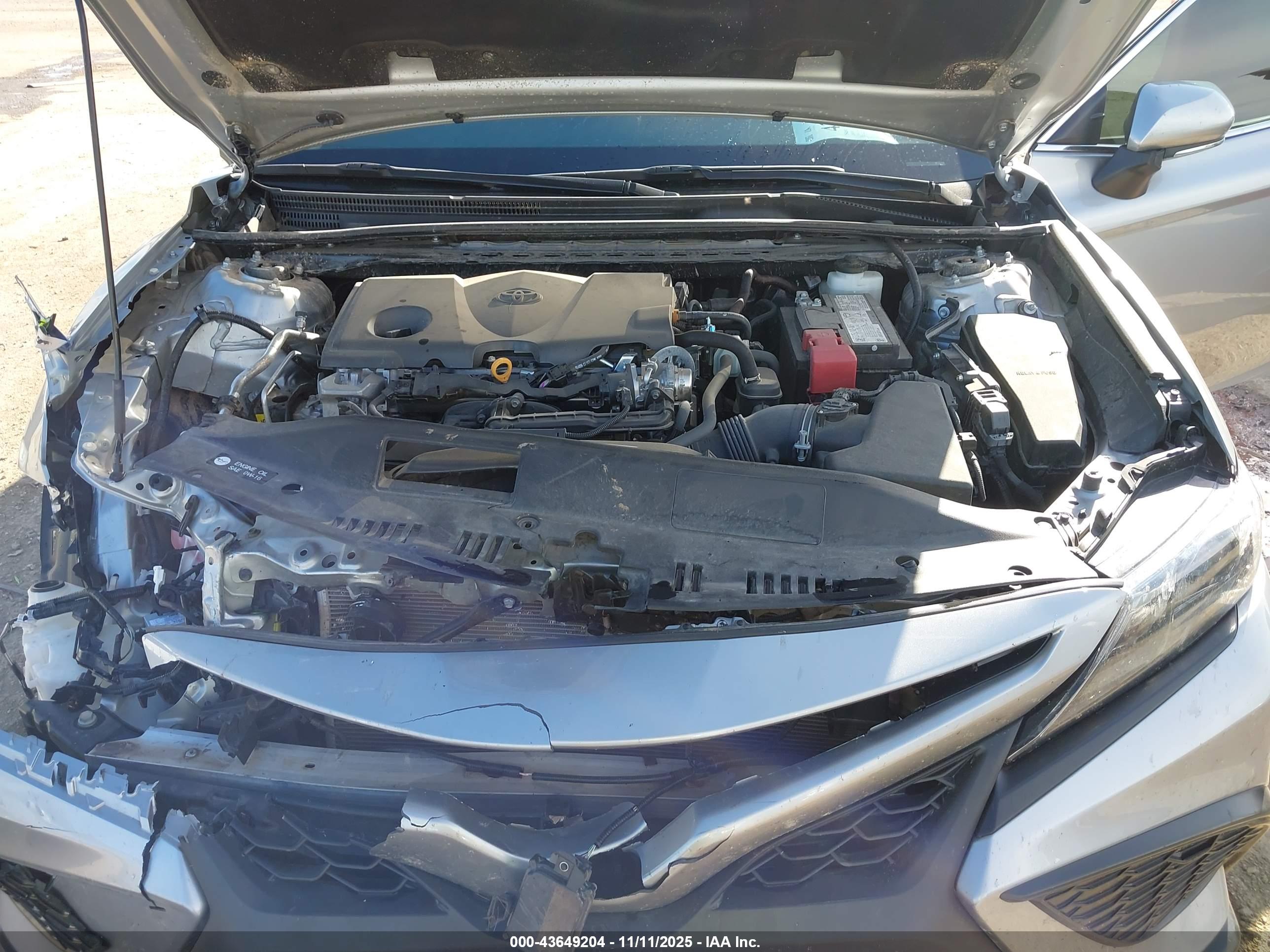 TOYOTA CAMRY image 10