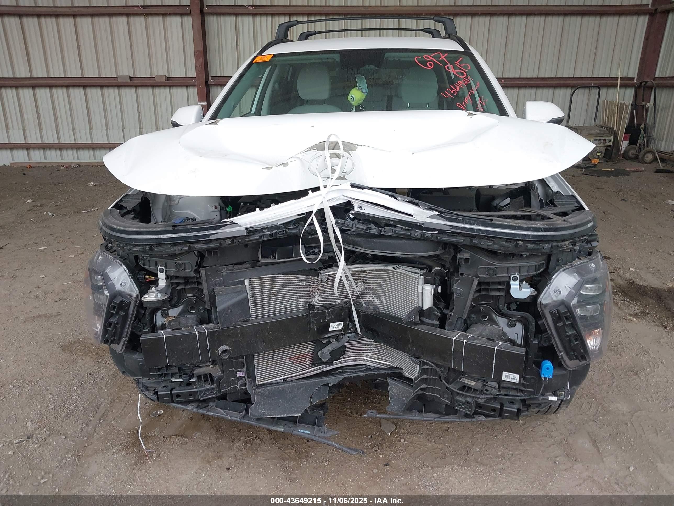 HYUNDAI KONA image 6