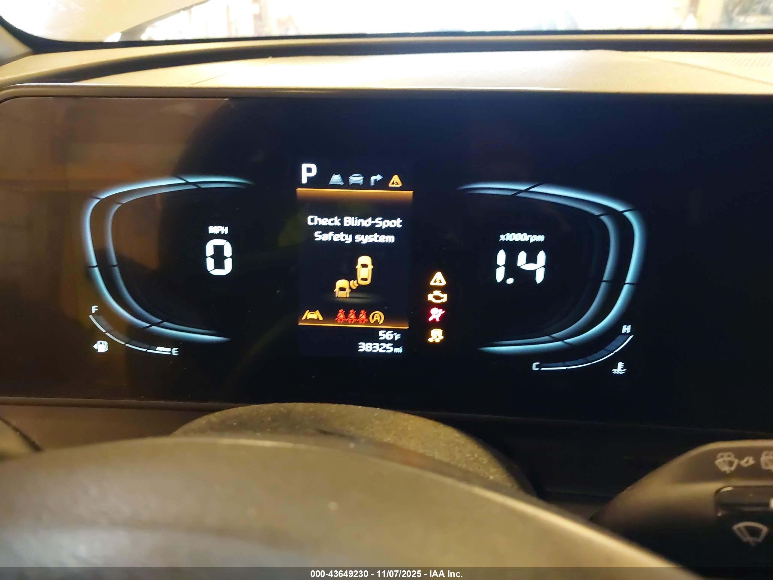 KIA SPORTAGE image 7